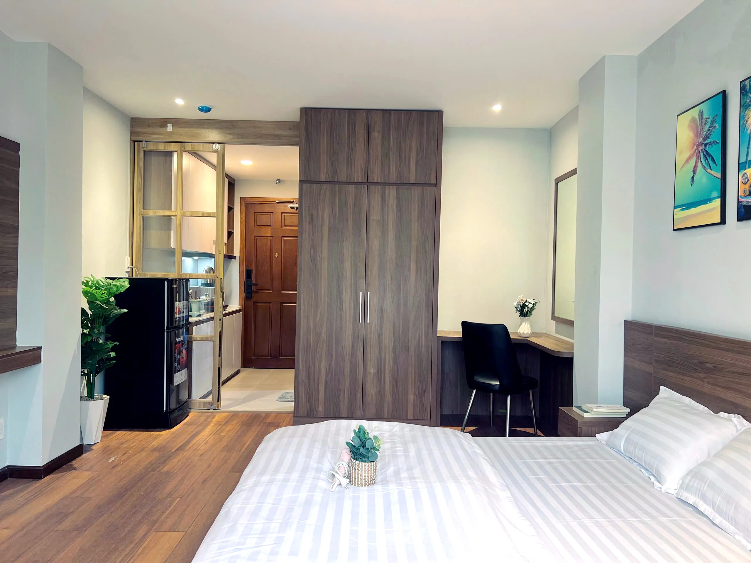 New Studio Serviced Apartment For Rent in District 1 Ho Chi Minh City 40sqm 550 USD/month