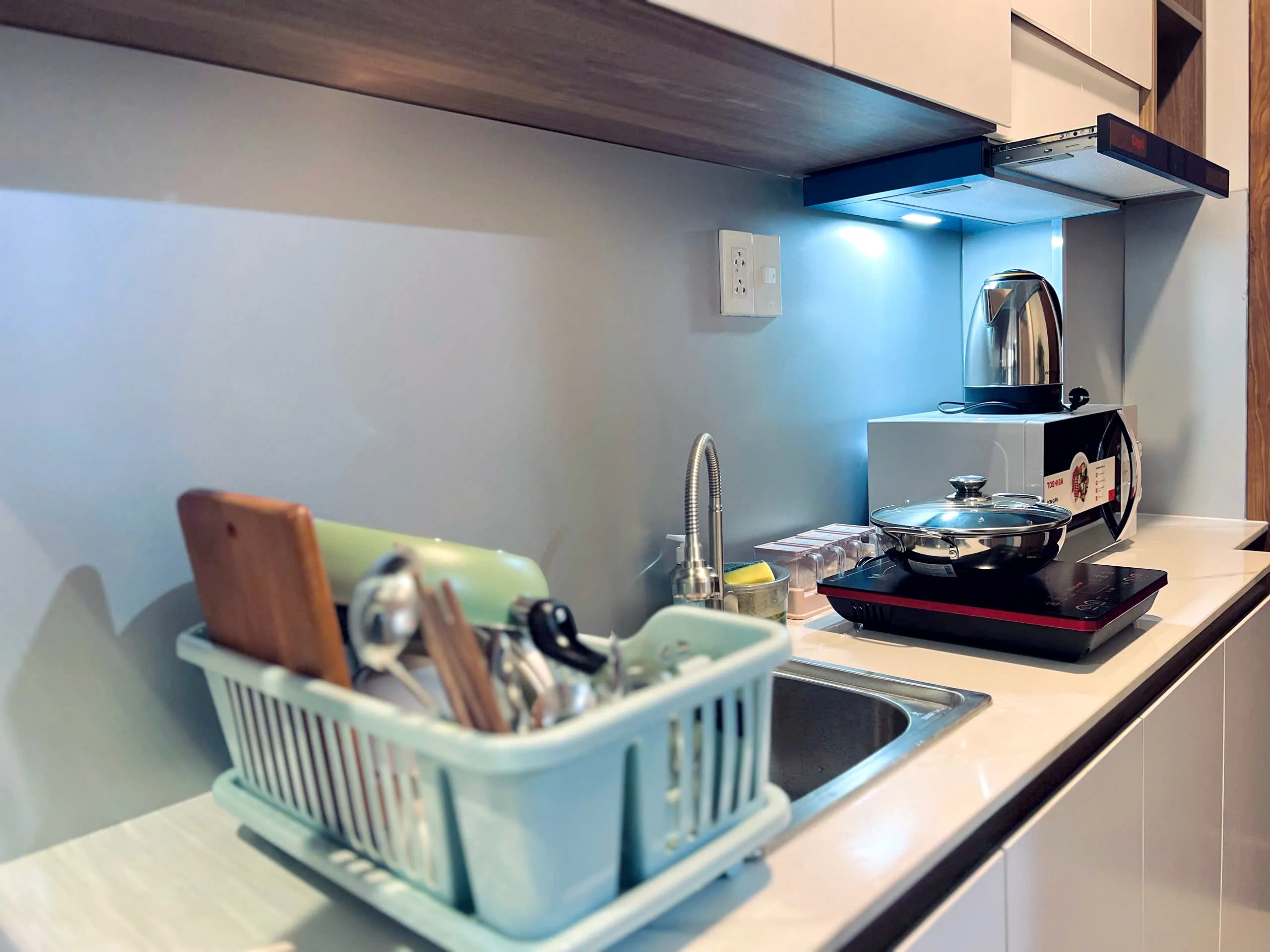 New Studio Serviced Apartment For Rent in District 1 Ho Chi Minh City 40sqm 550 USD/month