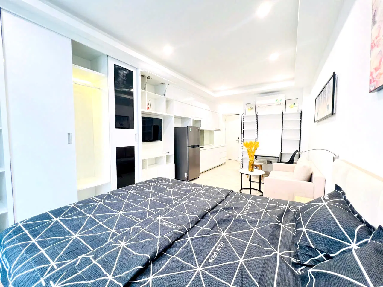 Nice and Clean Room For Rent in Dakao District 1 Ho Chi Minh City 25sqm 450 USD/month