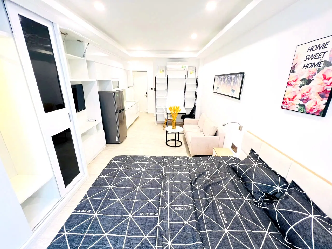 Nice and Clean Room For Rent in Dakao District 1 Ho Chi Minh City 25sqm 450 USD/month
