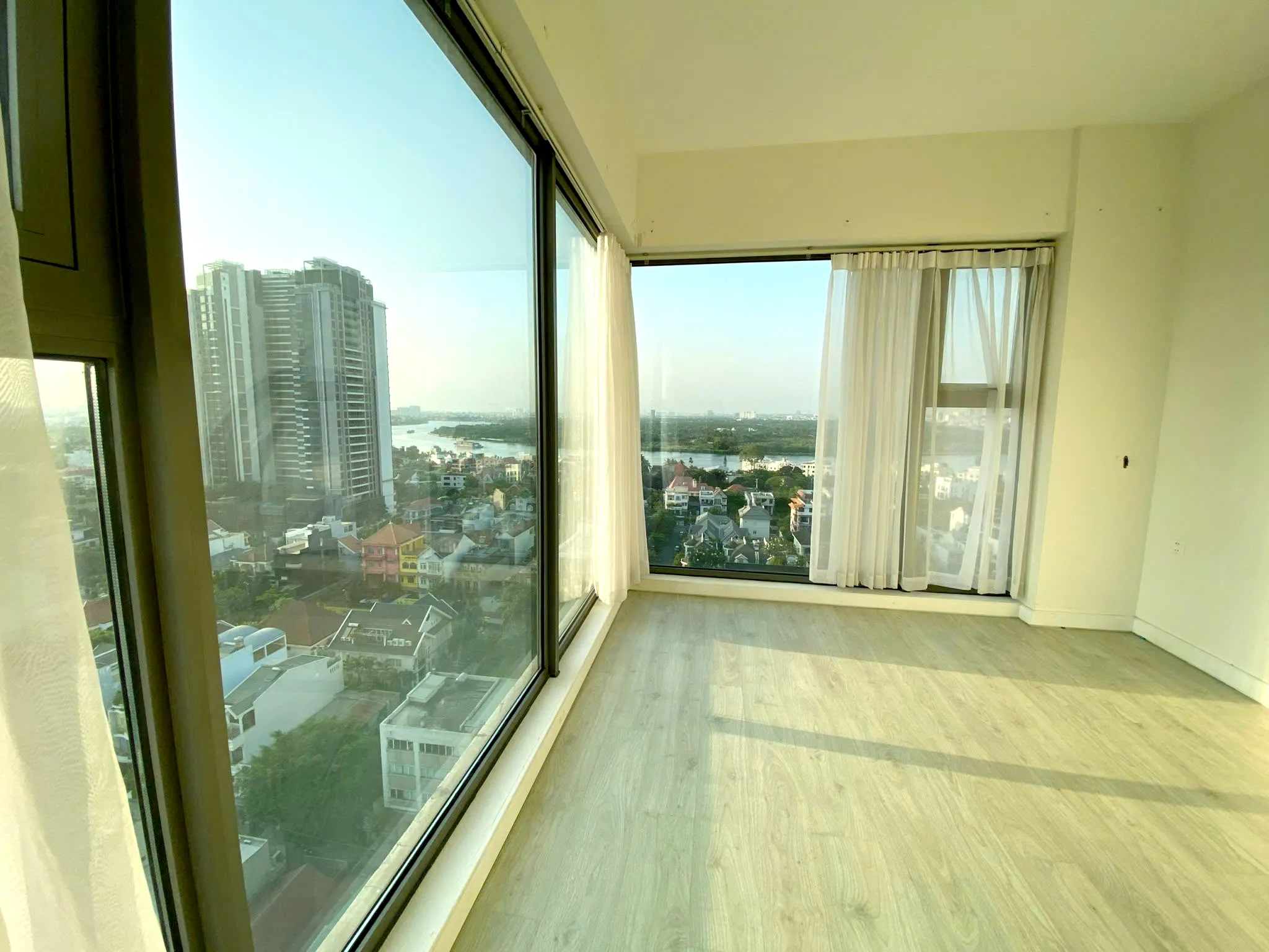 Four Bedroom Madison Gateway Thao Dien For Rent HCMC 143sqm 3,200 USD/month