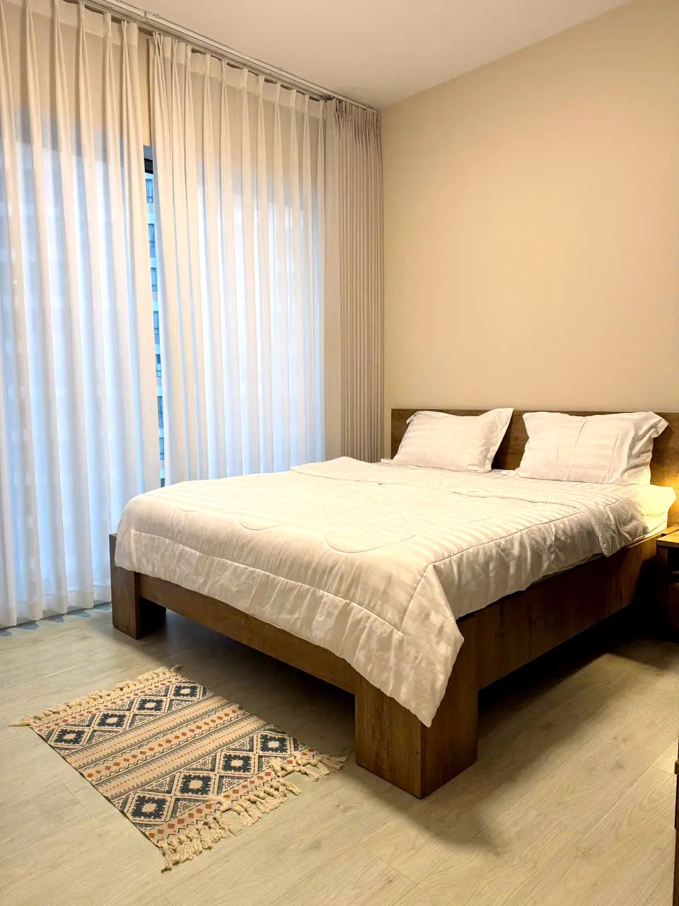 Open Kitchen 02 Bedrom Gateway Thao Dien Apartment For Rent HCMC 90sqm 1,520 USD/month