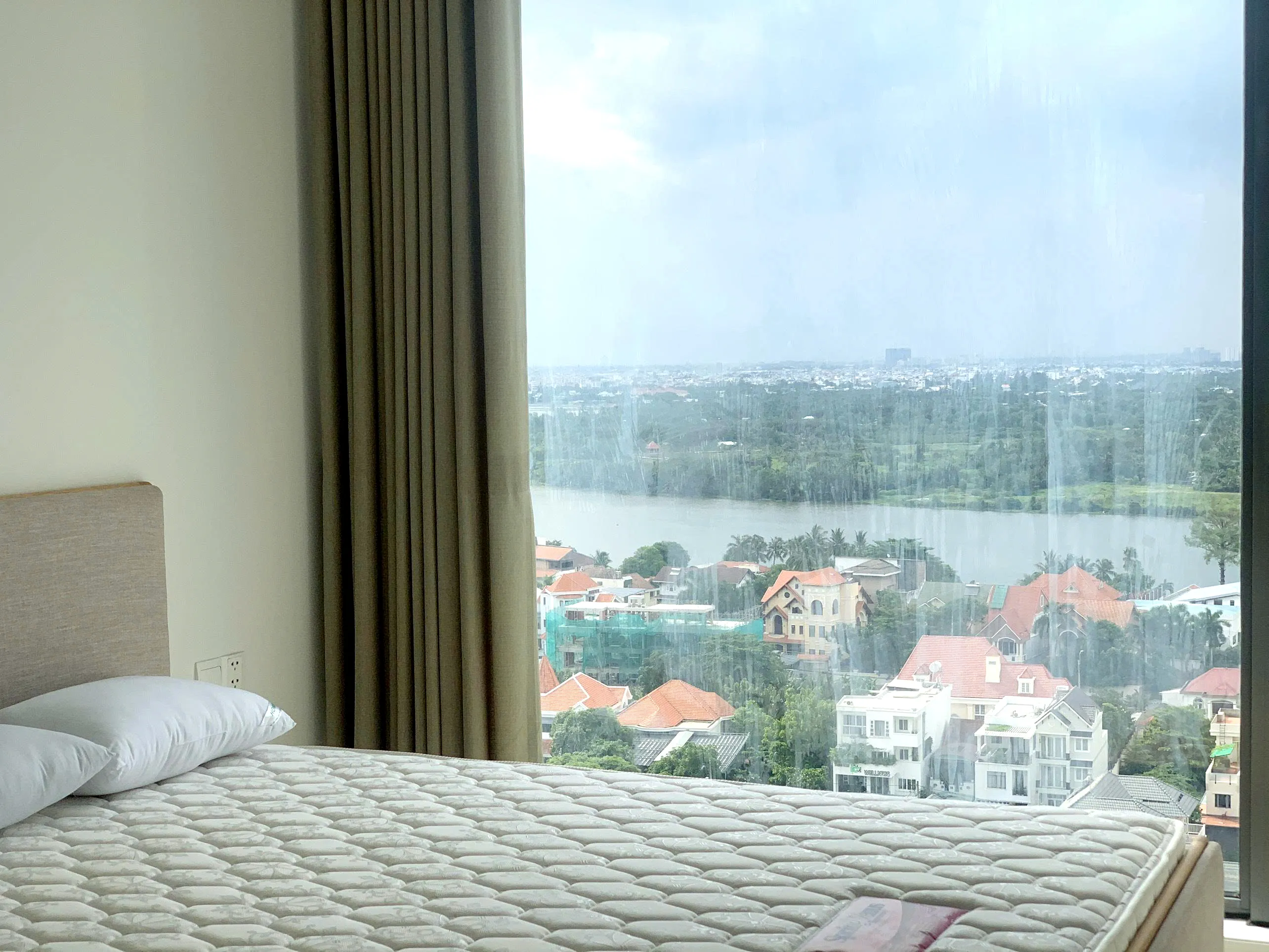 Open River View 02 Bedroom Gateway Thao Dien Apartment For Rent HCM 99sqm 1,700 USD/month