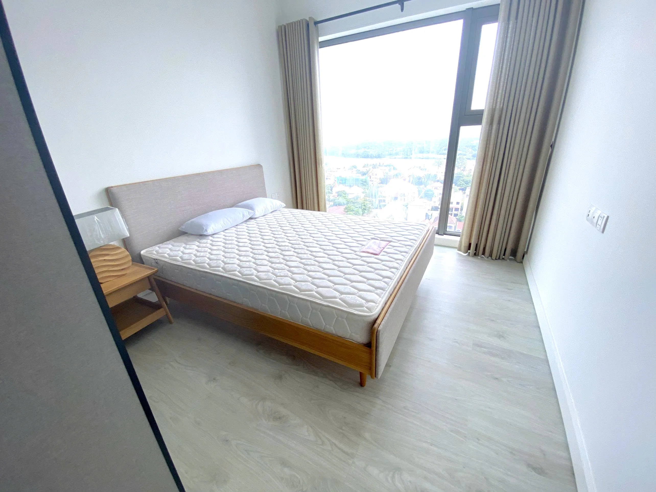 Open River View 02 Bedroom Gateway Thao Dien Apartment For Rent HCM 99sqm 1,700 USD/month