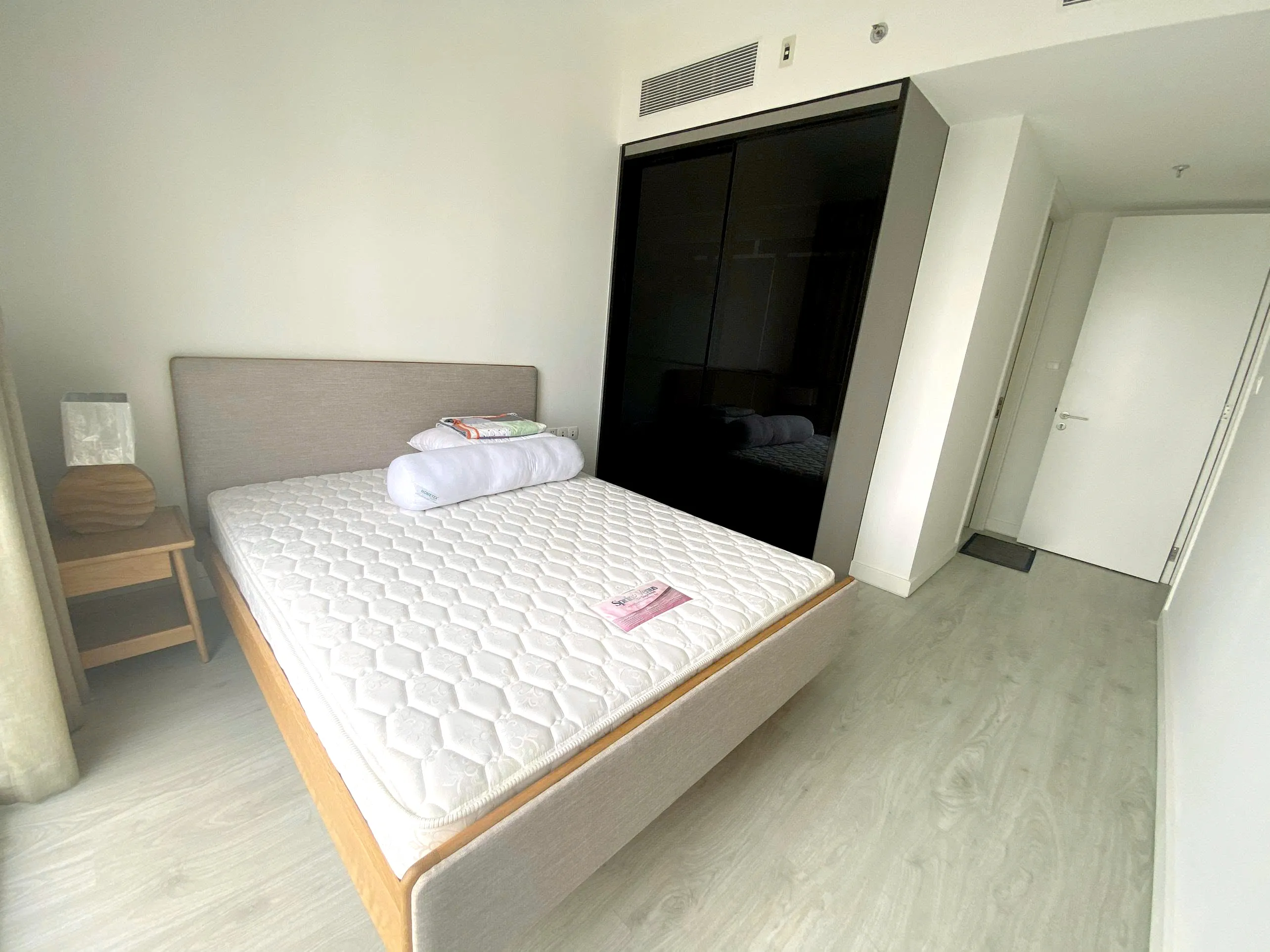 Open River View 02 Bedroom Gateway Thao Dien Apartment For Rent HCM 99sqm 1,700 USD/month
