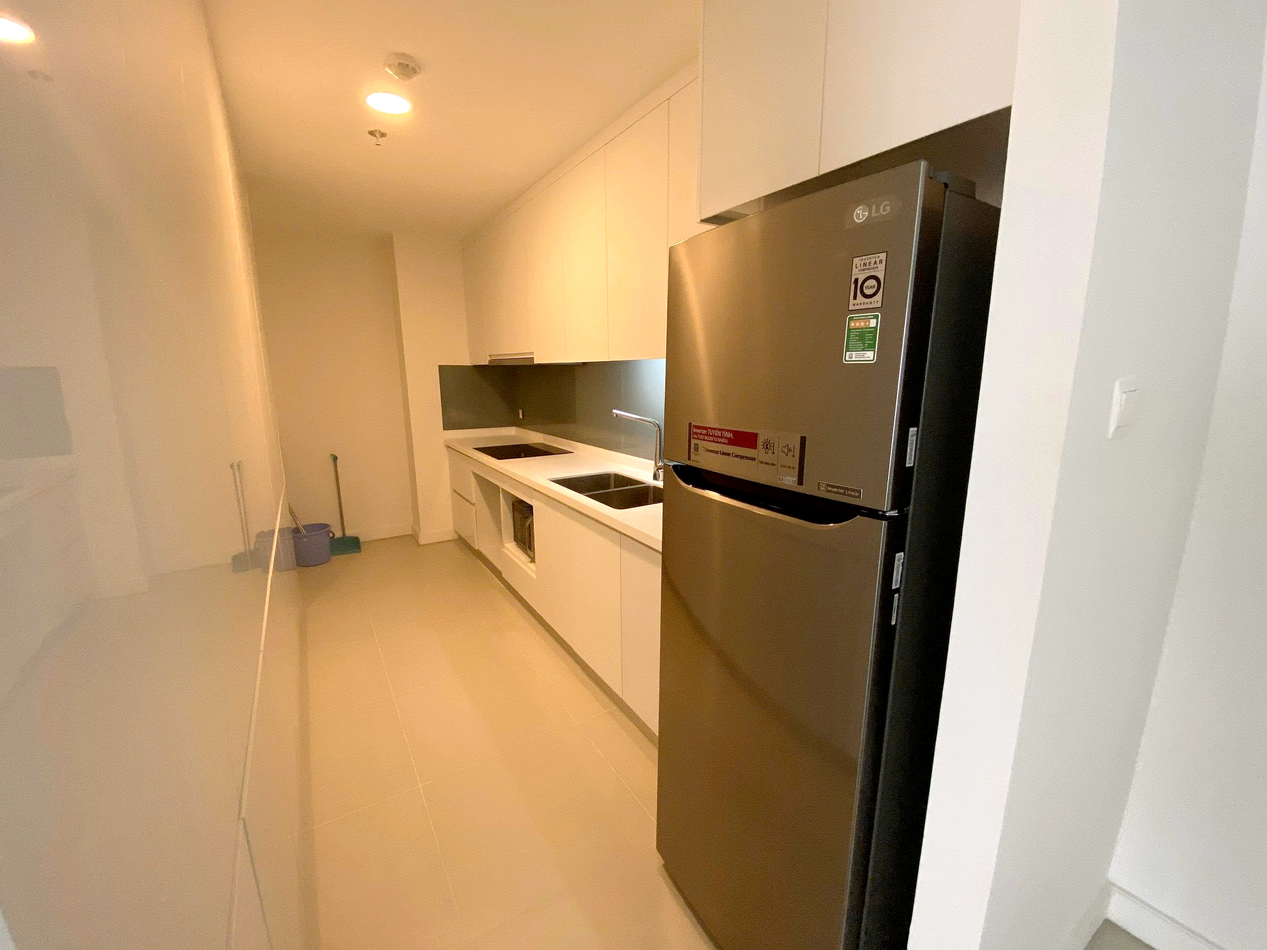 Open River View 02 Bedroom Gateway Thao Dien Apartment For Rent HCM