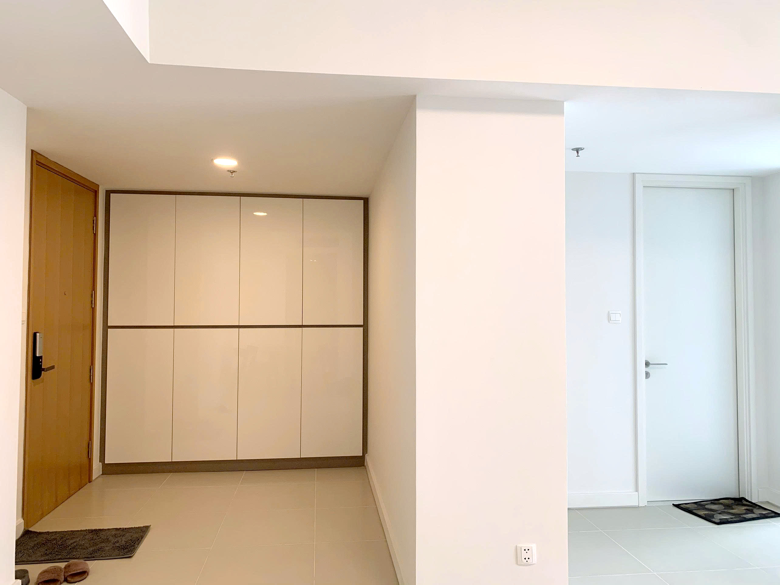 Open River View 02 Bedroom Gateway Thao Dien Apartment For Rent HCM