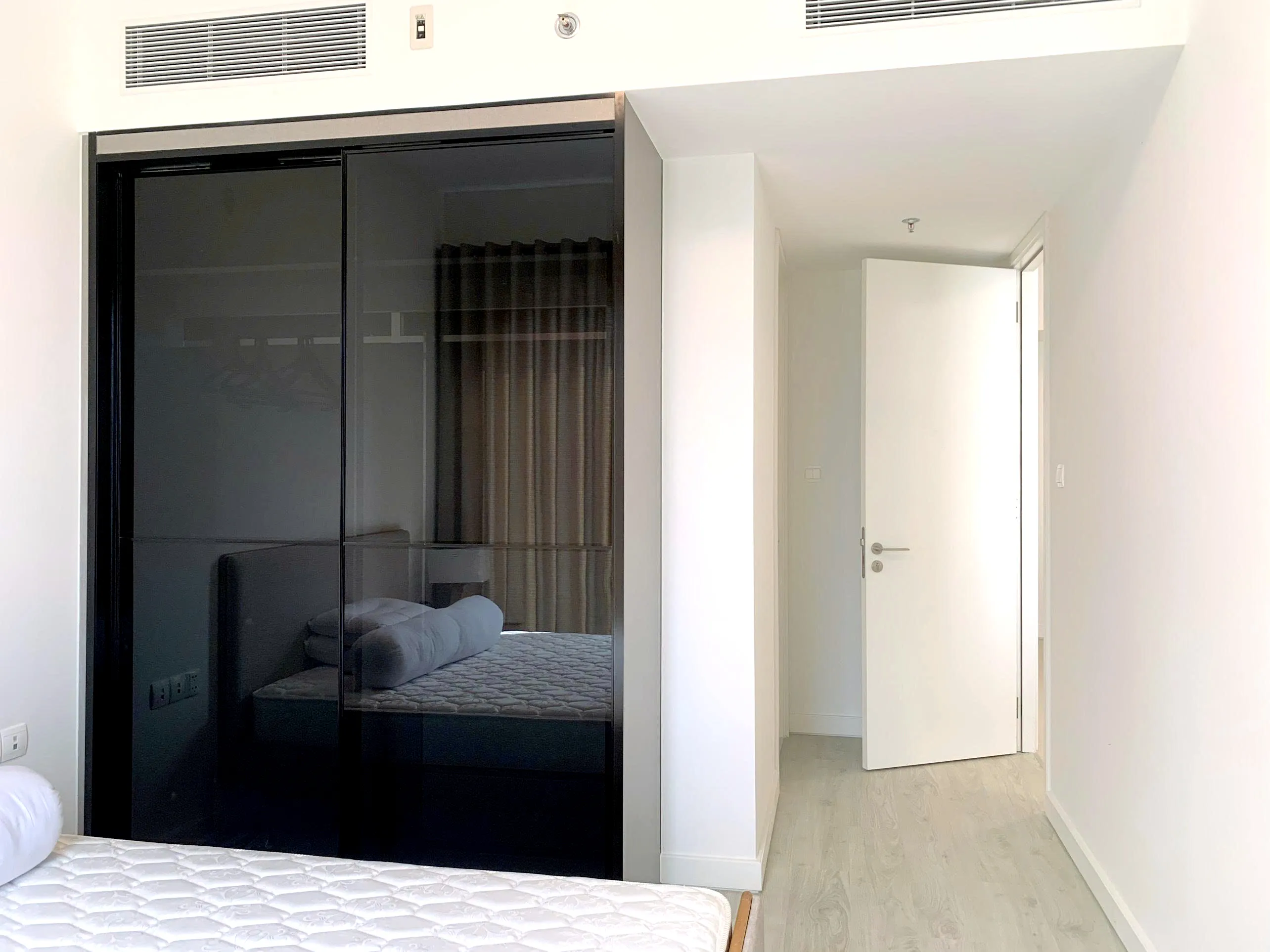 Open River View 02 Bedroom Gateway Thao Dien Apartment For Rent HCM 99sqm 1,700 USD/month