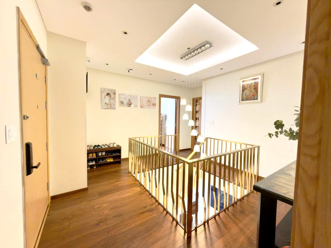 Penthouse Masteri Thao Dien Tower 5 For Rent in HCMC 250sqm 5,300 USD/month