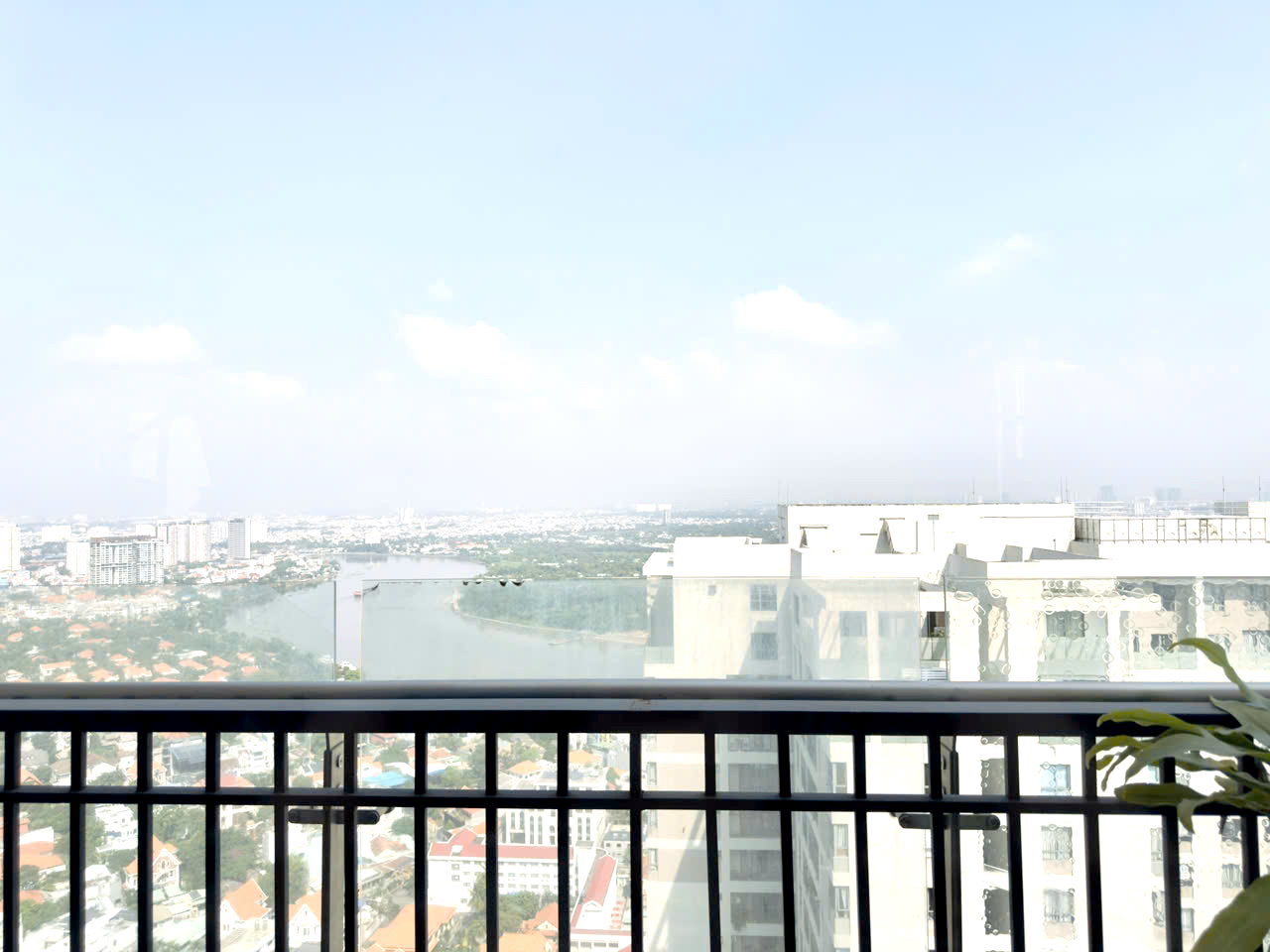 Penthouse Masteri Thao Dien Tower 5 For Rent in HCMC