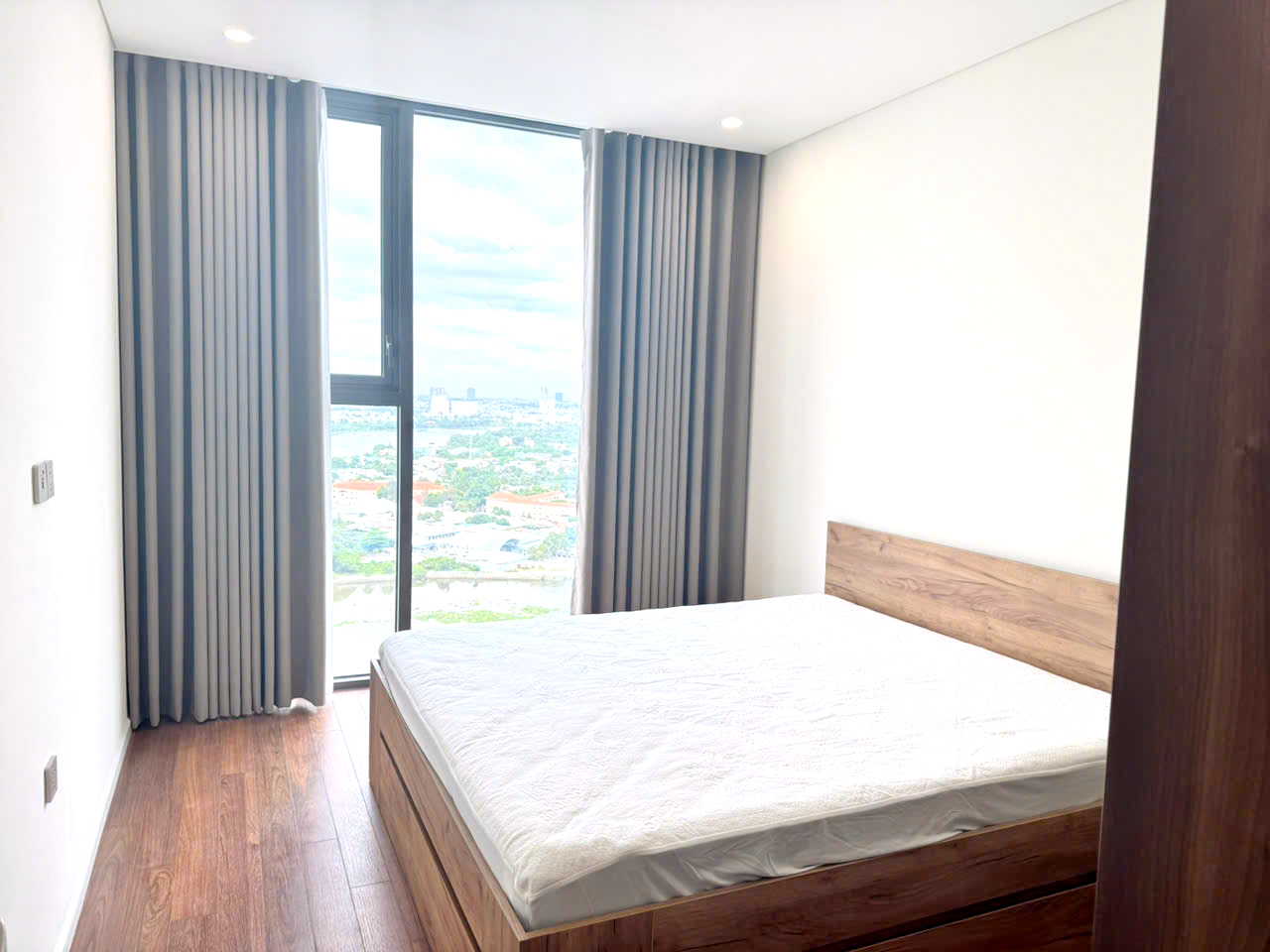 2 Bedroom Apartment for Rent at Thao Dien Green River View HCMC