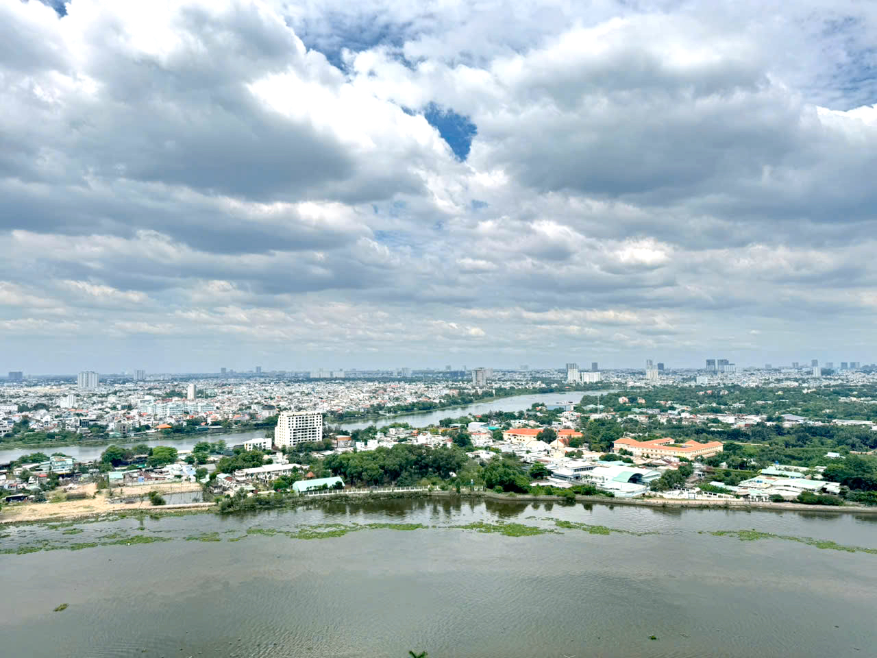 2 Bedroom Apartment for Rent at Thao Dien Green River View HCMC