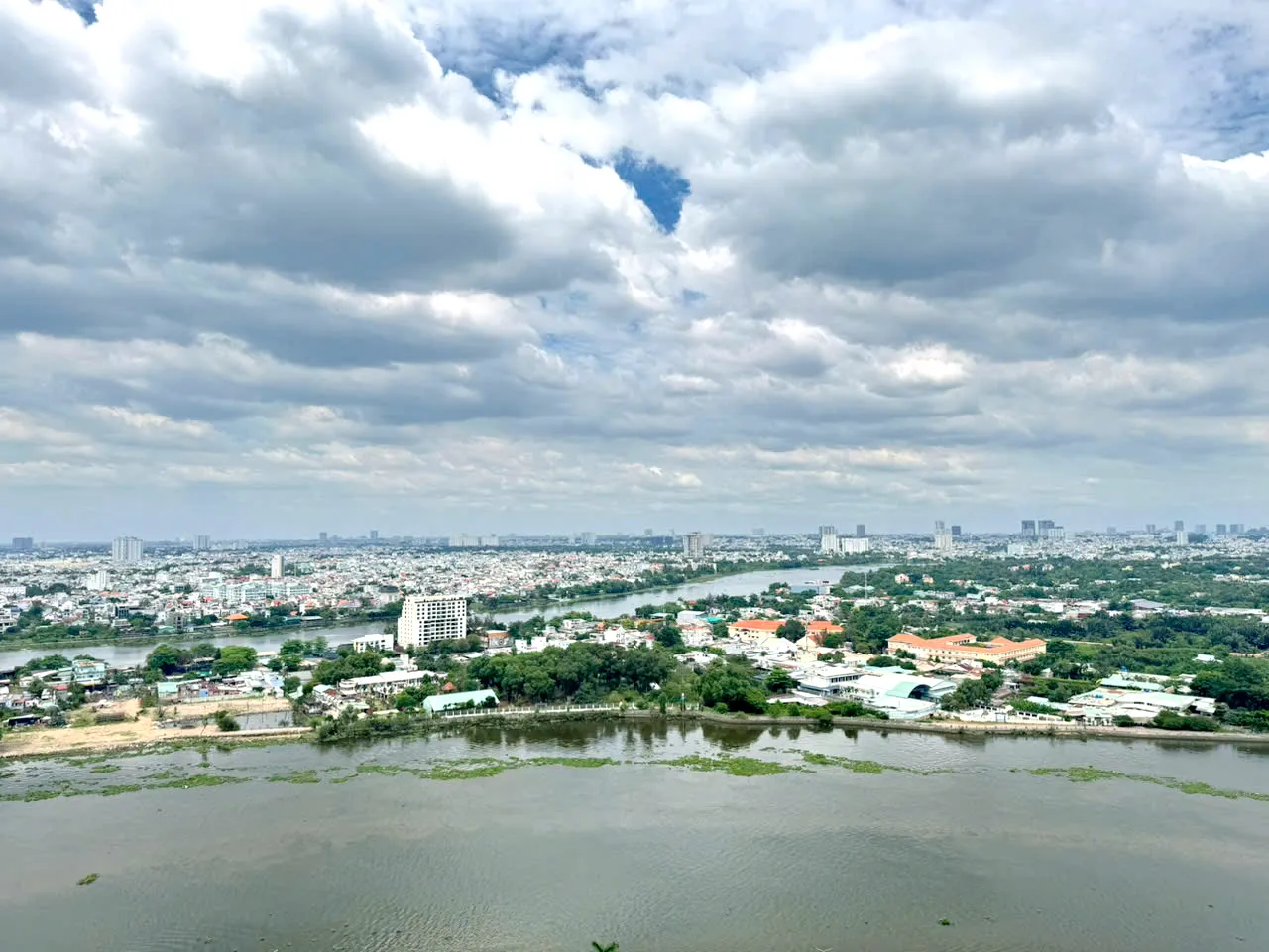 2 Bedroom Apartment for Rent at Thao Dien Green River View HCMC 84sqm 2,100 USD/month