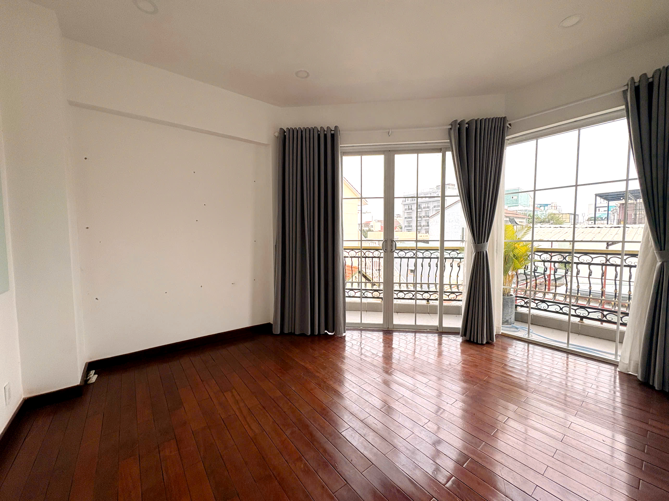 Modern And Good Quality House For Rent in Street 61 Thao Dien HCM