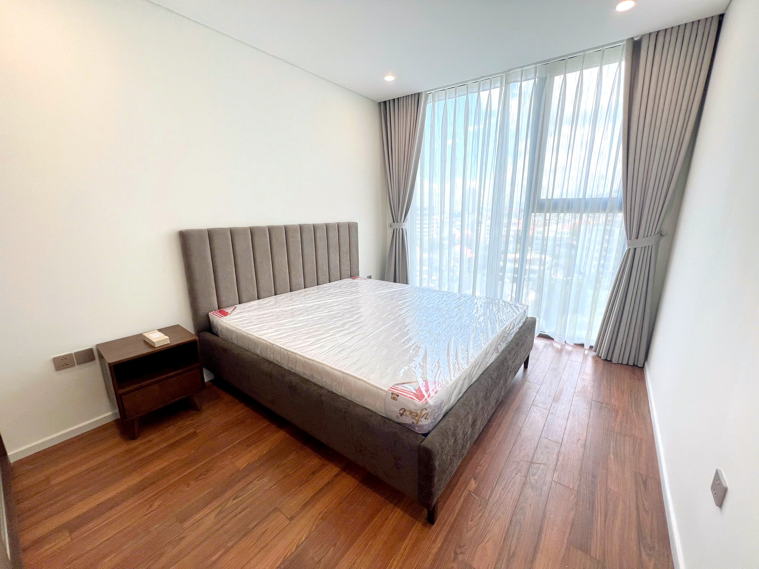 New 02 Bedroom Home For Rent in Thao Dien Green HCM