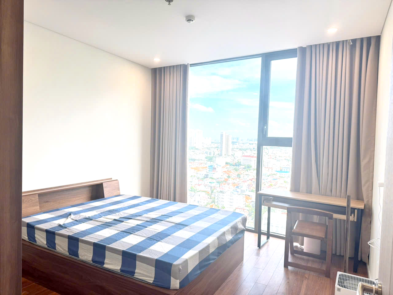 High Floor 01 Bedroom Thao Dien Green For Rent in Ho Chi Minh City