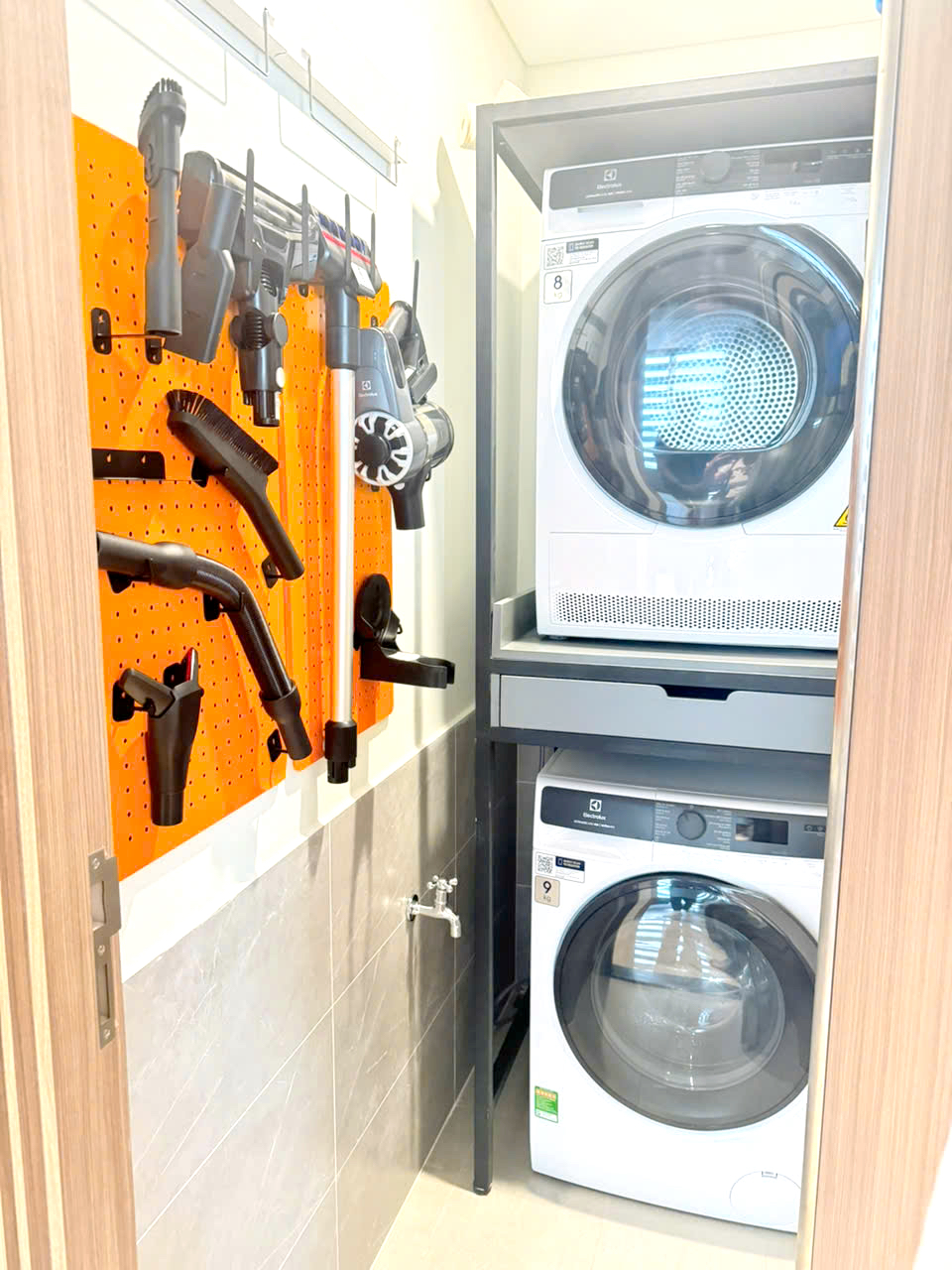 Perfect View And Designed 02 Bedroom Apartment For Rent in Thao Dien Green