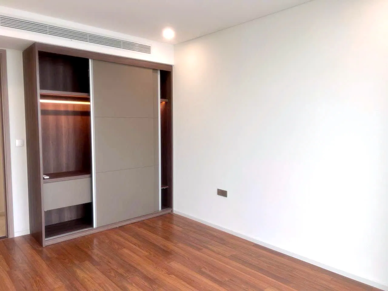 Unfurnished 127Sqm 03 Bedroom Thao Dien Green Apartment For Rent HCM 2,500 USD/month