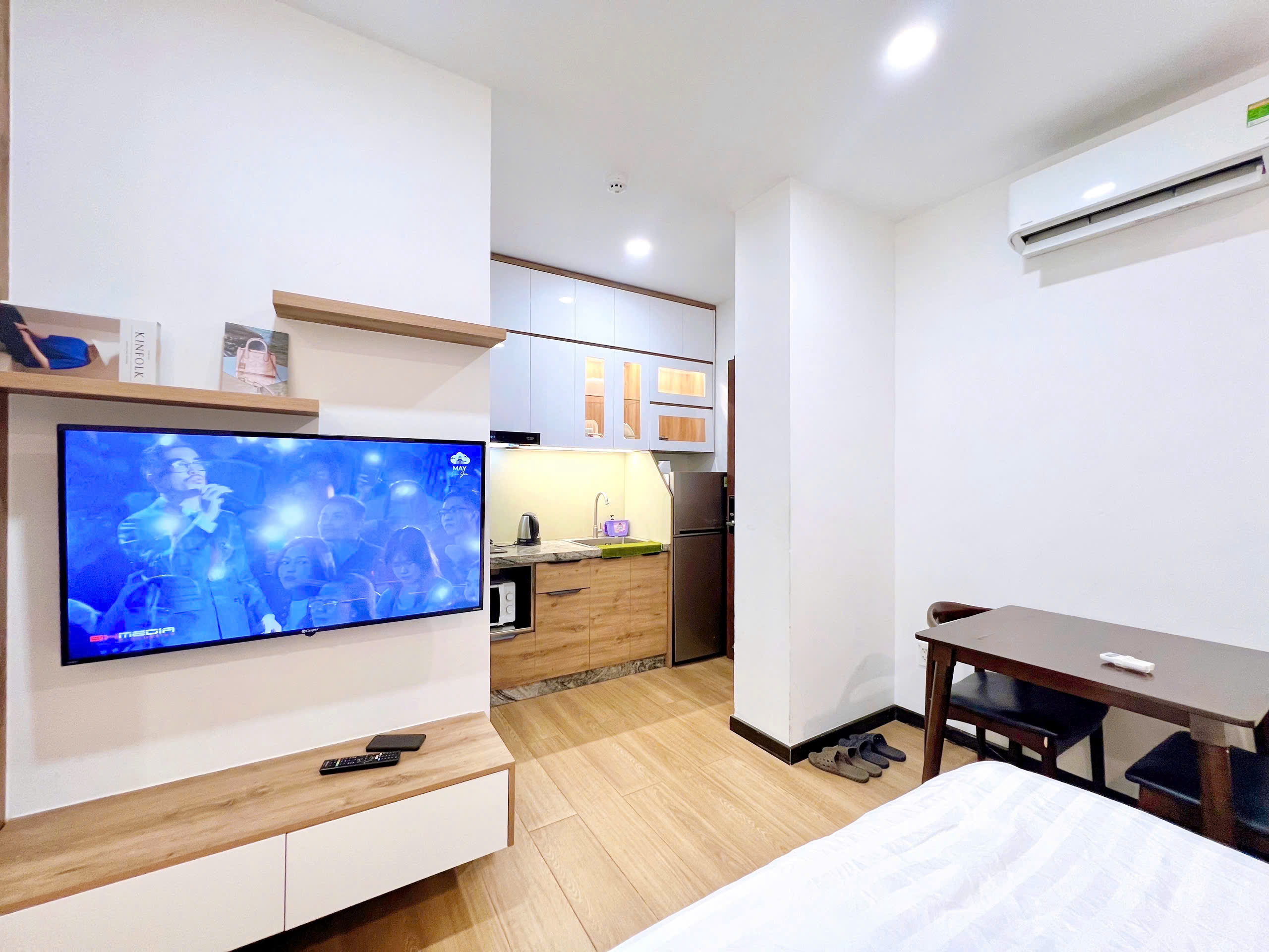 Riverside Studio Serviced Apartment For Rent in Phu Nhuan HCMC