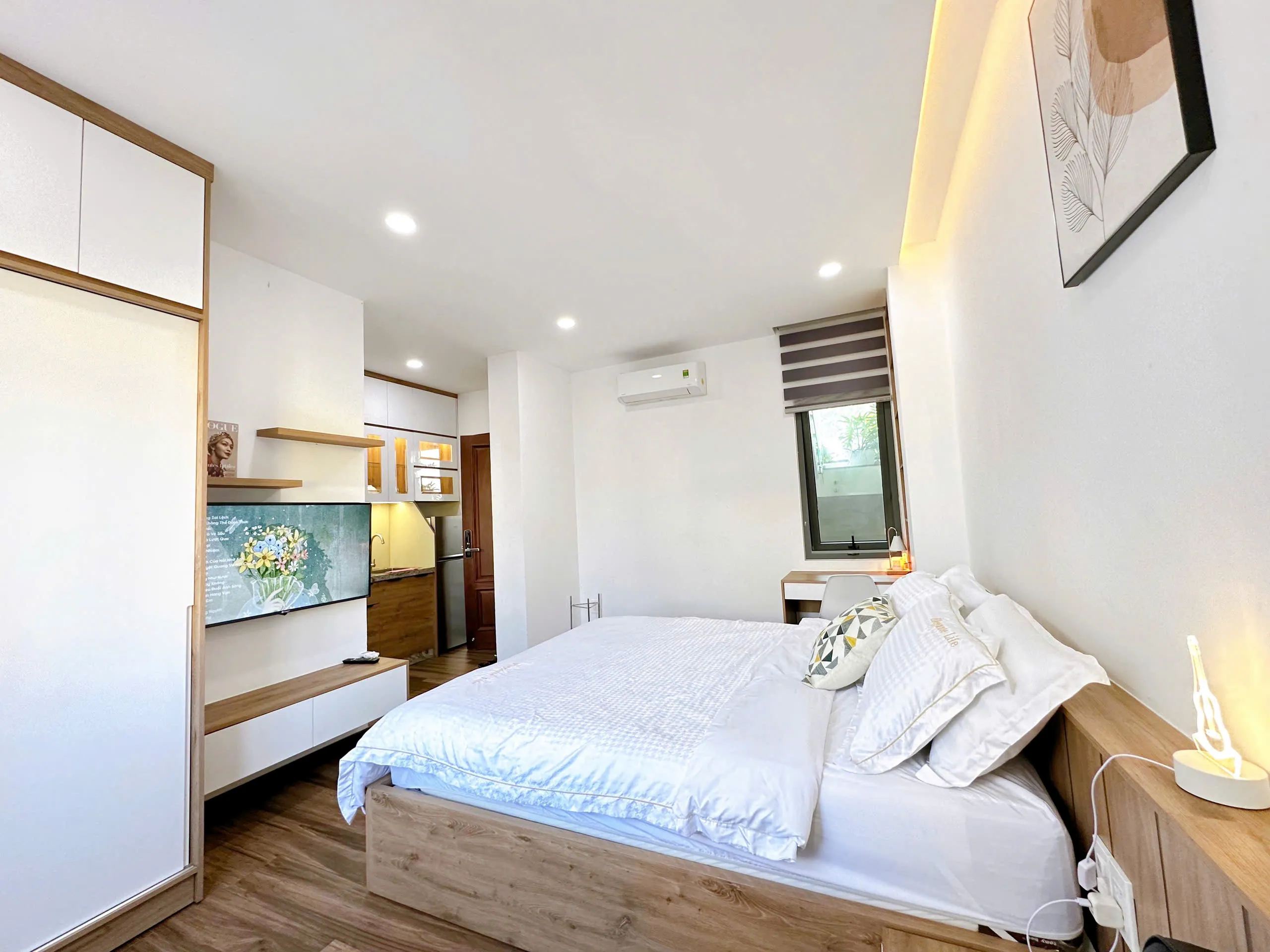Riverside Studio Serviced Apartment For Rent in Phu Nhuan HCMC 20sqm 450 USD/month