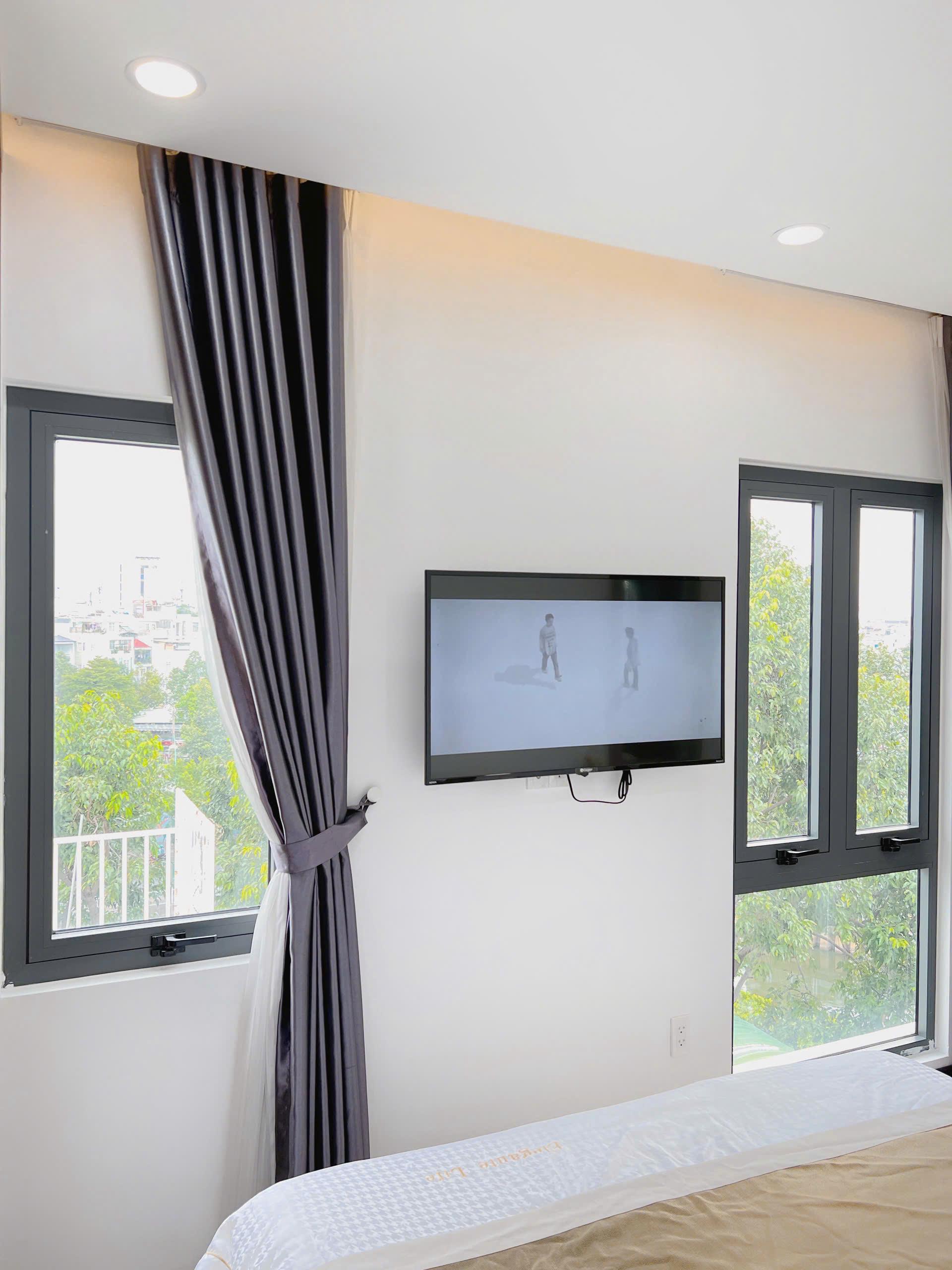 One Bedroom Nice View Riverside Truong St Phu Nhuan District HCMC