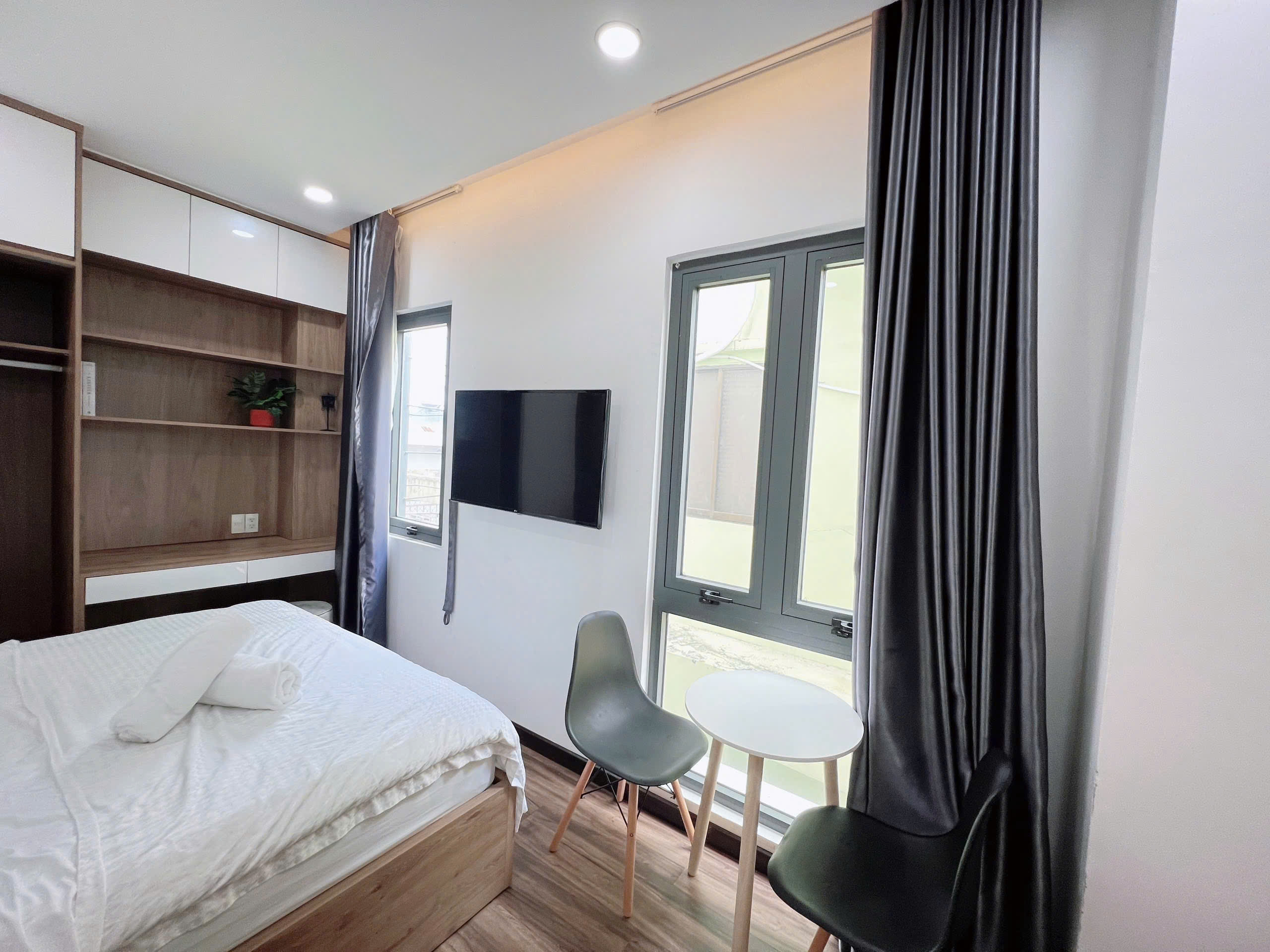 Studio Serviced Apartment For Rent in Truong Sa St Phu Nhuan HCMC