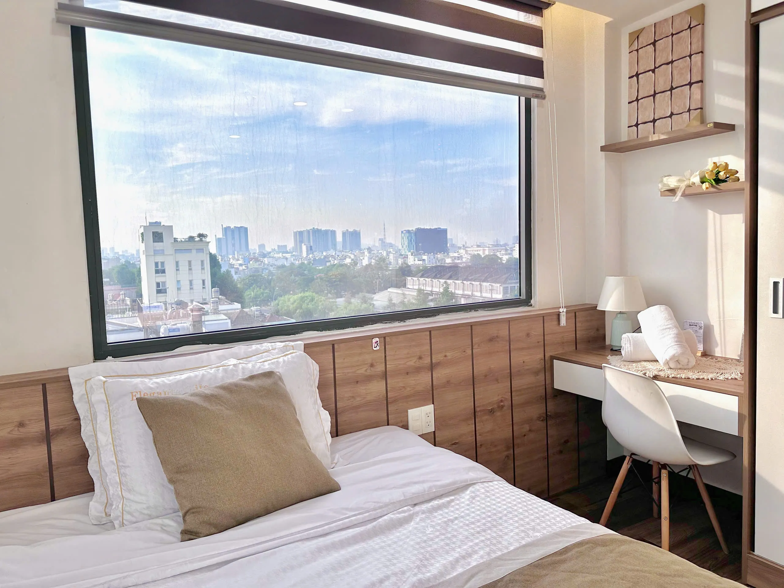 Studio Serviced Apartment For Rent in Truong Sa St Phu Nhuan HCMC 20sqm 470 USD/month