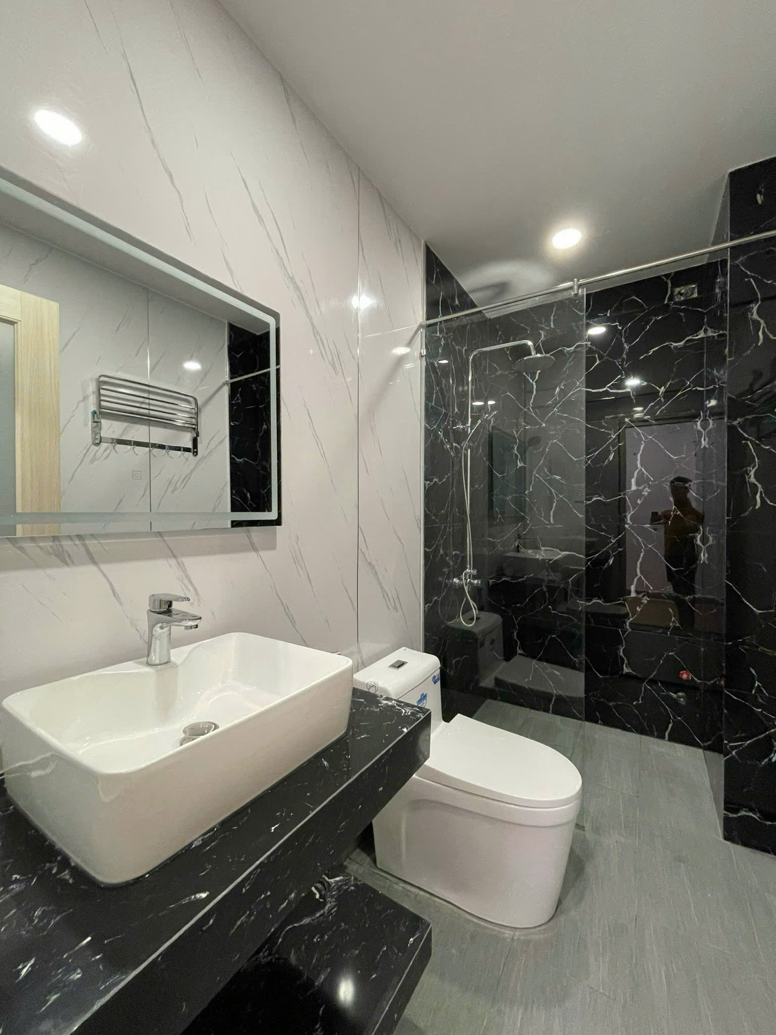 Nice One Bedroom Apartment For Rent in Nguyen Van Dau St HCMC