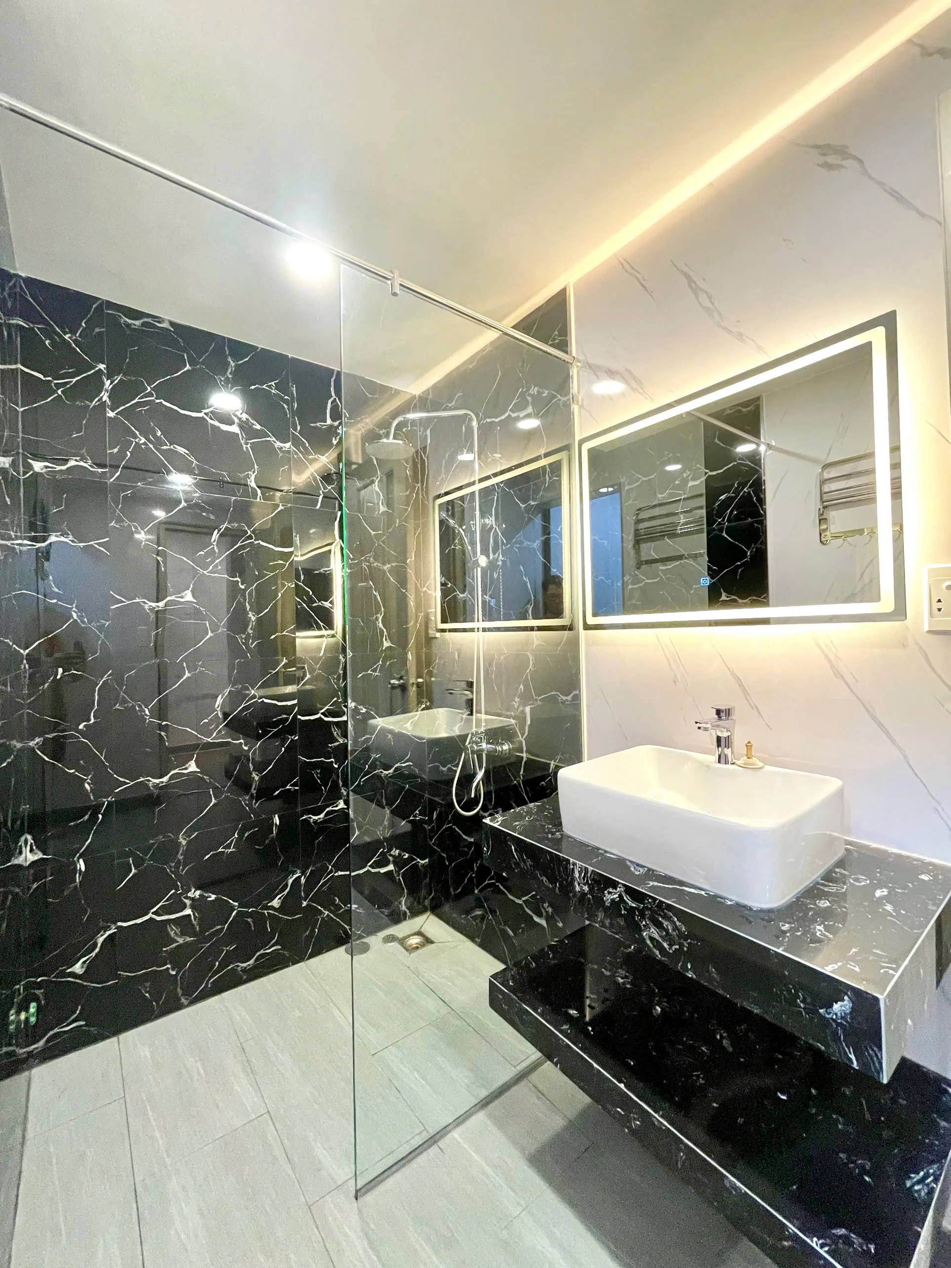 Very Good Furniture 01 Bedroom Apartment For Rent in Phu Nhuan HCMC 55sqm 650 USD/month