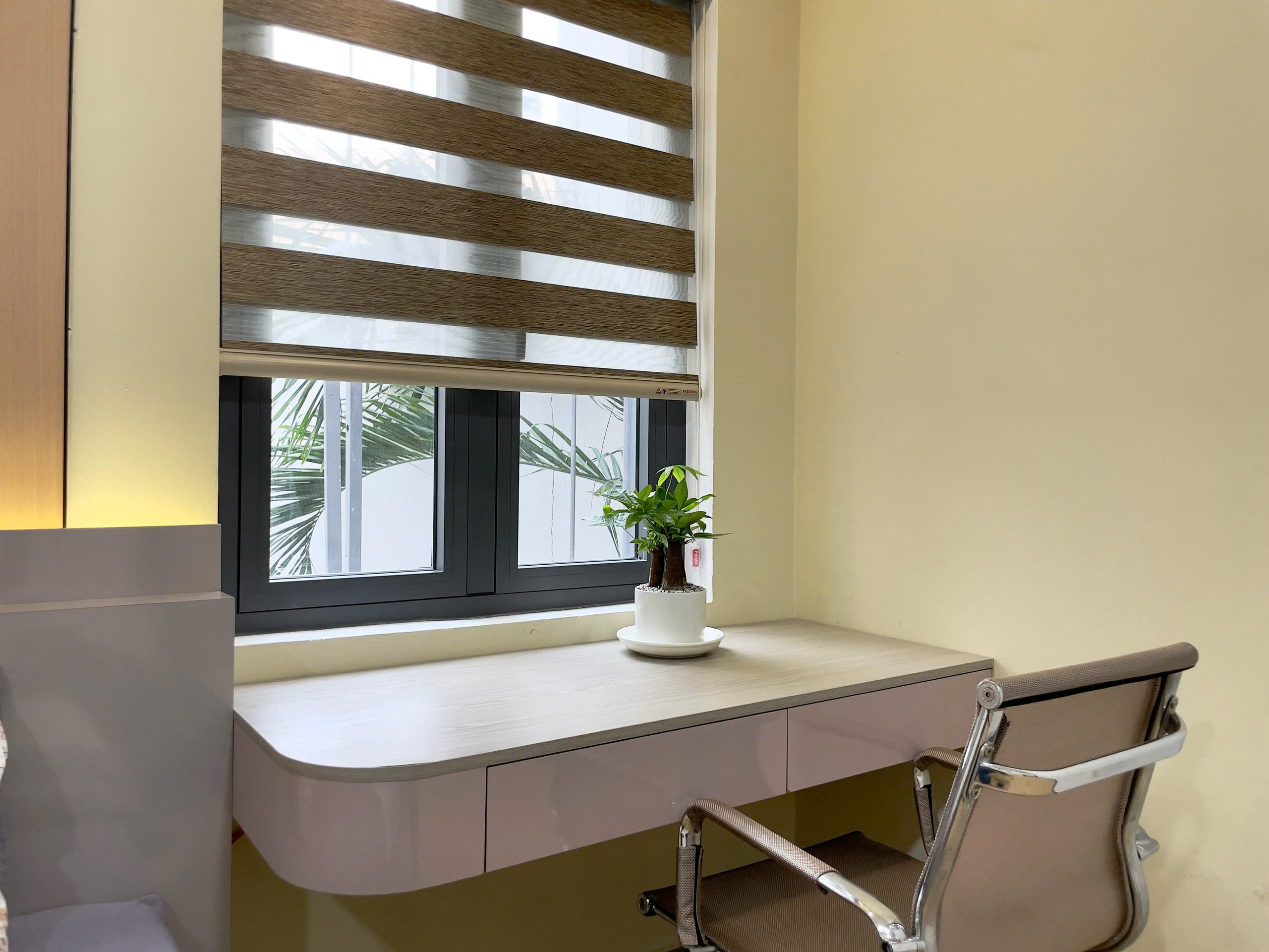 Very Good Furniture 01 Bedroom Apartment For Rent in Phu Nhuan HCMC