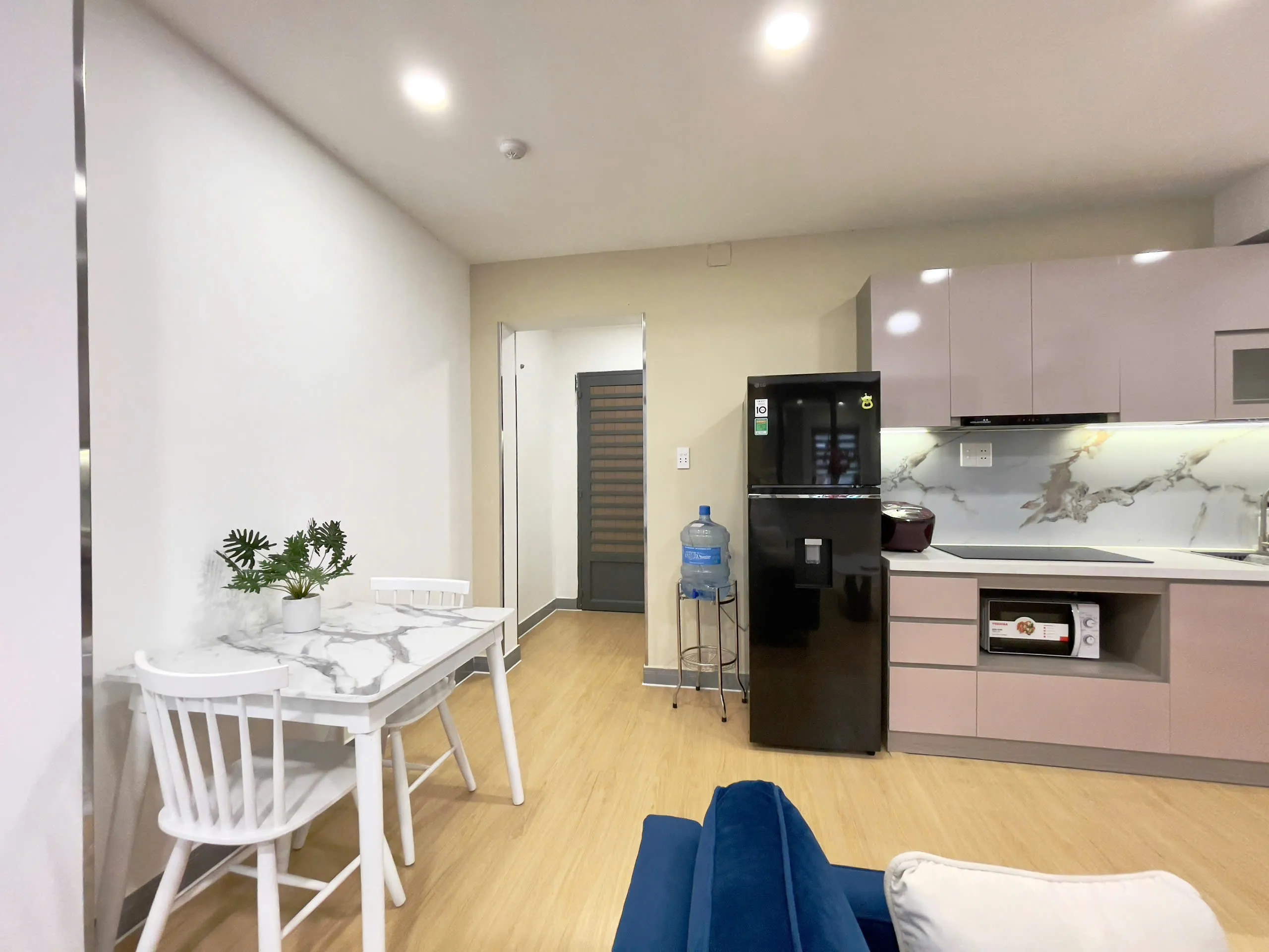 Very Good Furniture 01 Bedroom Apartment For Rent in Phu Nhuan HCMC 55sqm 650 USD/month