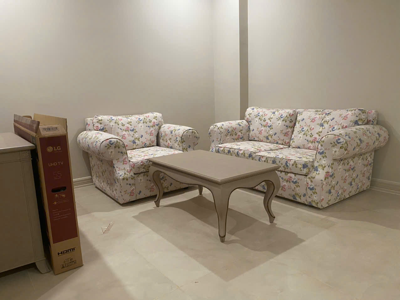 Good Size 02 Bedroom Apartment For Rent in Phu Nhuan Ho Chi Minh City