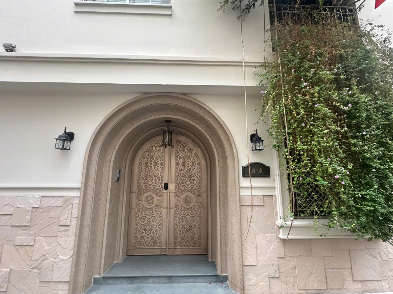 Good Size 02 Bedroom Apartment For Rent in Phu Nhuan Ho Chi Minh City