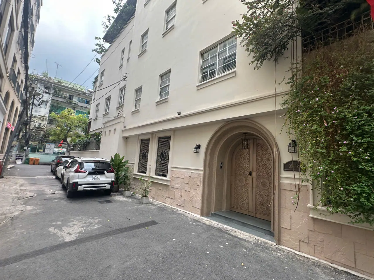 Good Size 02 Bedroom Apartment For Rent in Phu Nhuan Ho Chi Minh City 1100sqm 1,100 USD/month