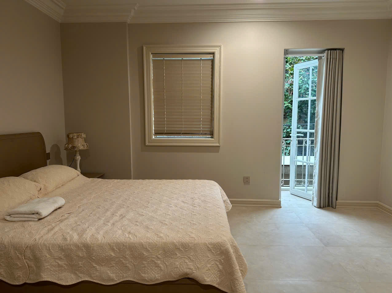 Good Size 02 Bedroom Apartment For Rent in Phu Nhuan Ho Chi Minh City