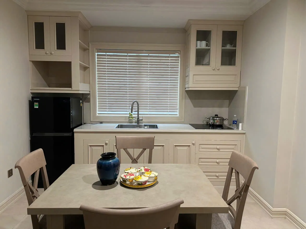 Good Size 02 Bedroom Apartment For Rent in Phu Nhuan Ho Chi Minh City 1100sqm 1,100 USD/month