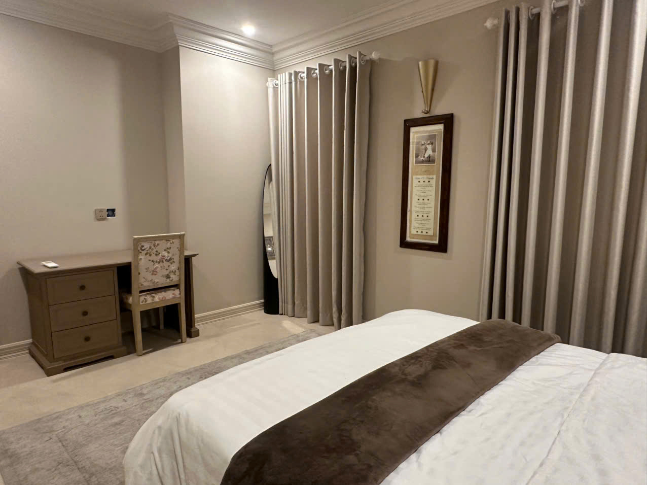 Good Size 02 Bedroom Apartment For Rent in Phu Nhuan Ho Chi Minh City