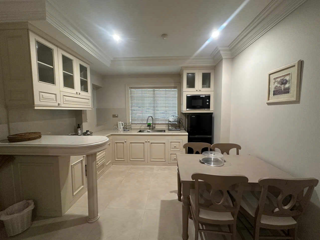 Good Size 02 Bedroom Apartment For Rent in Phu Nhuan Ho Chi Minh City