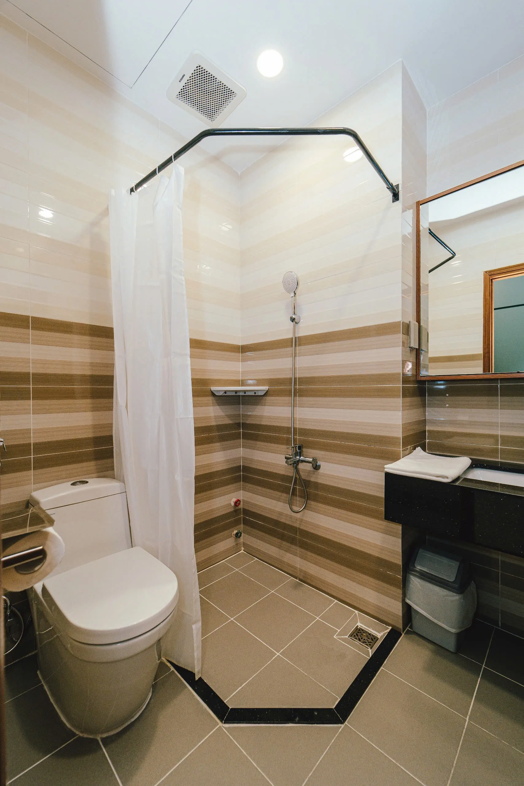 Studio GK INN Serviced Apartment Dao Duy Anh Phu Nhuan District HCMC 40sqm 550 USD/month