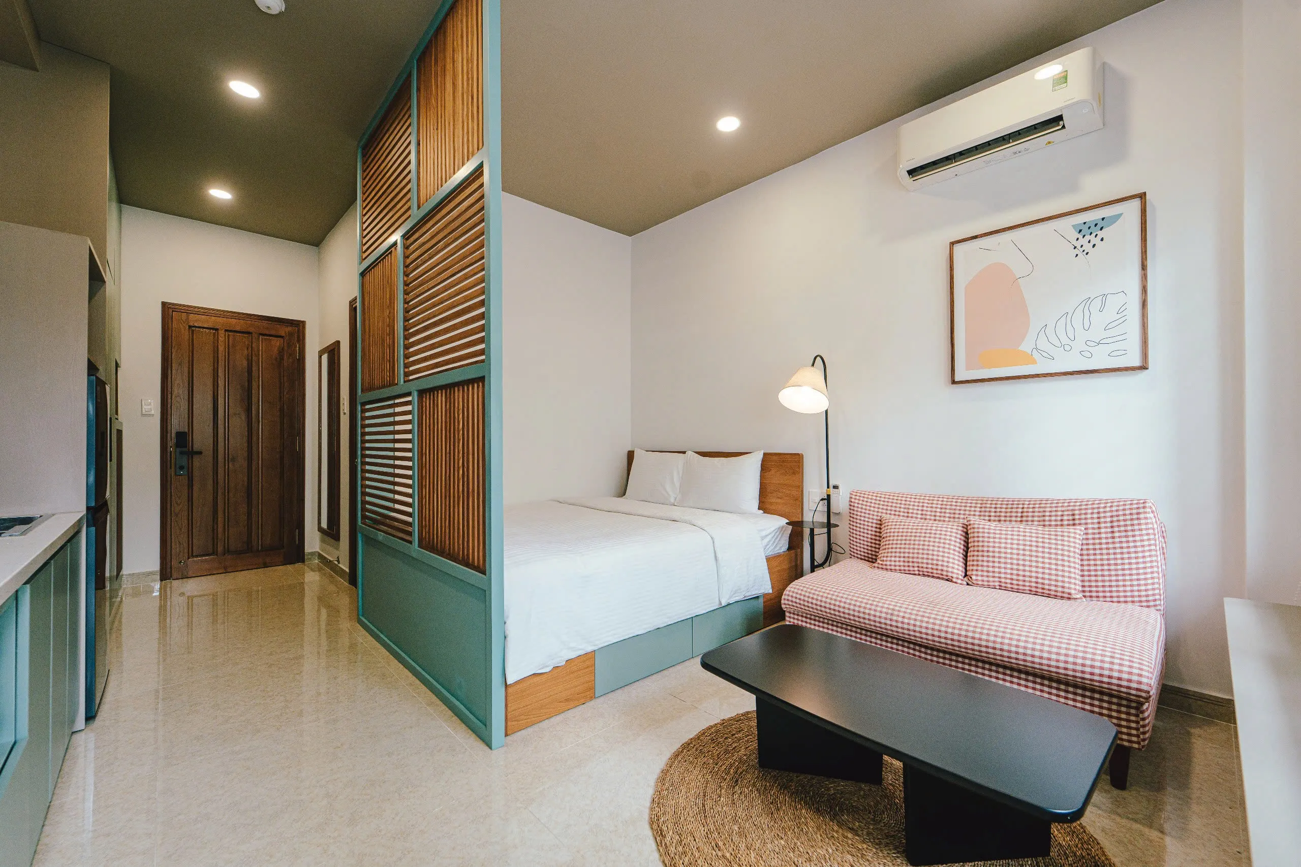 Studio GK INN Serviced Apartment Dao Duy Anh Phu Nhuan District HCMC 40sqm 550 USD/month