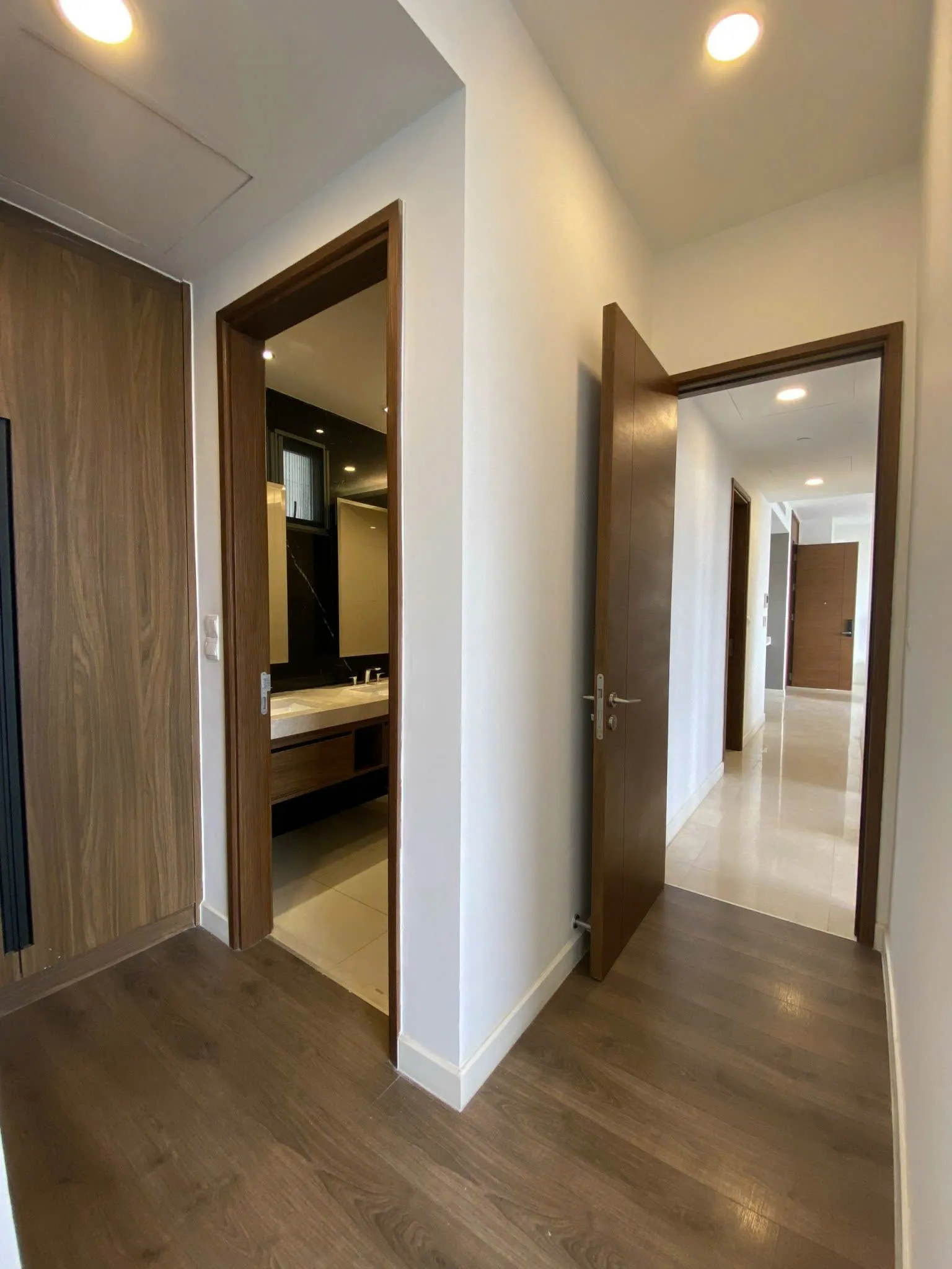 Luxury 3 Bedroom Apartment at The Nassim Thao Dien for Rent 121sqm 3,200 USD/month