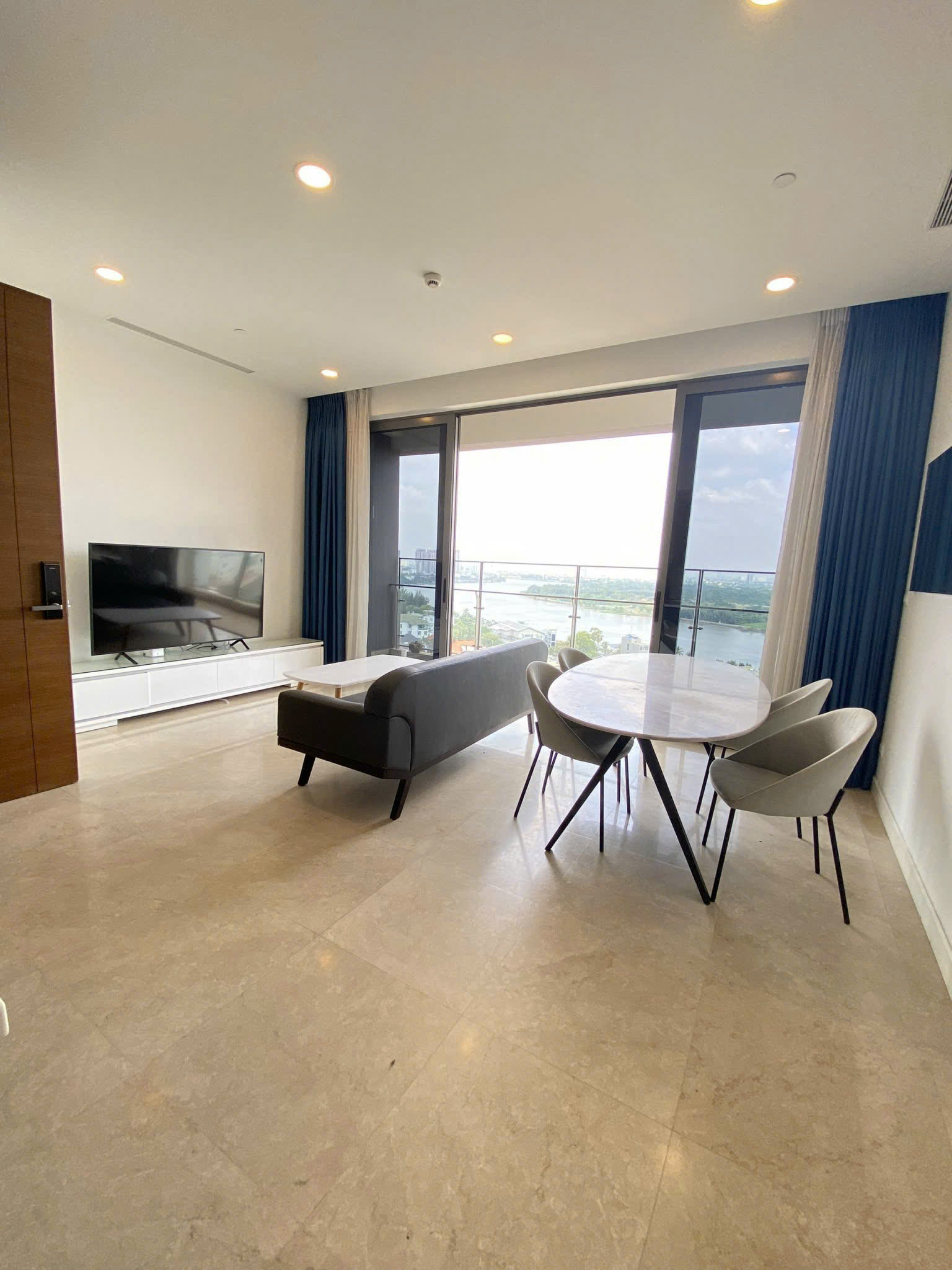 Luxury 3 Bedroom Apartment at The Nassim Thao Dien for Rent | River View