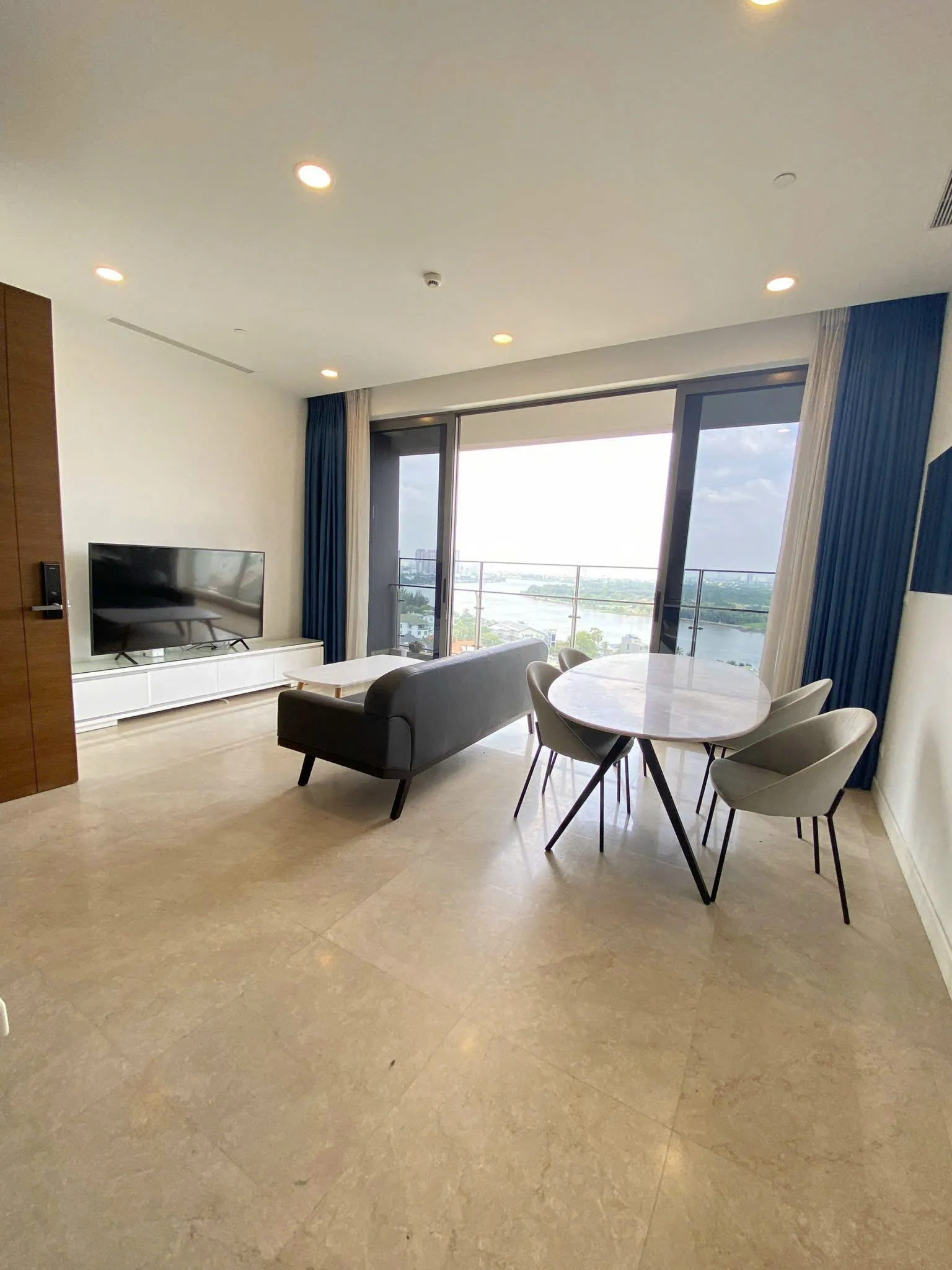 Luxury 3 Bedroom Apartment at The Nassim Thao Dien for Rent 121sqm 3,200 USD/month