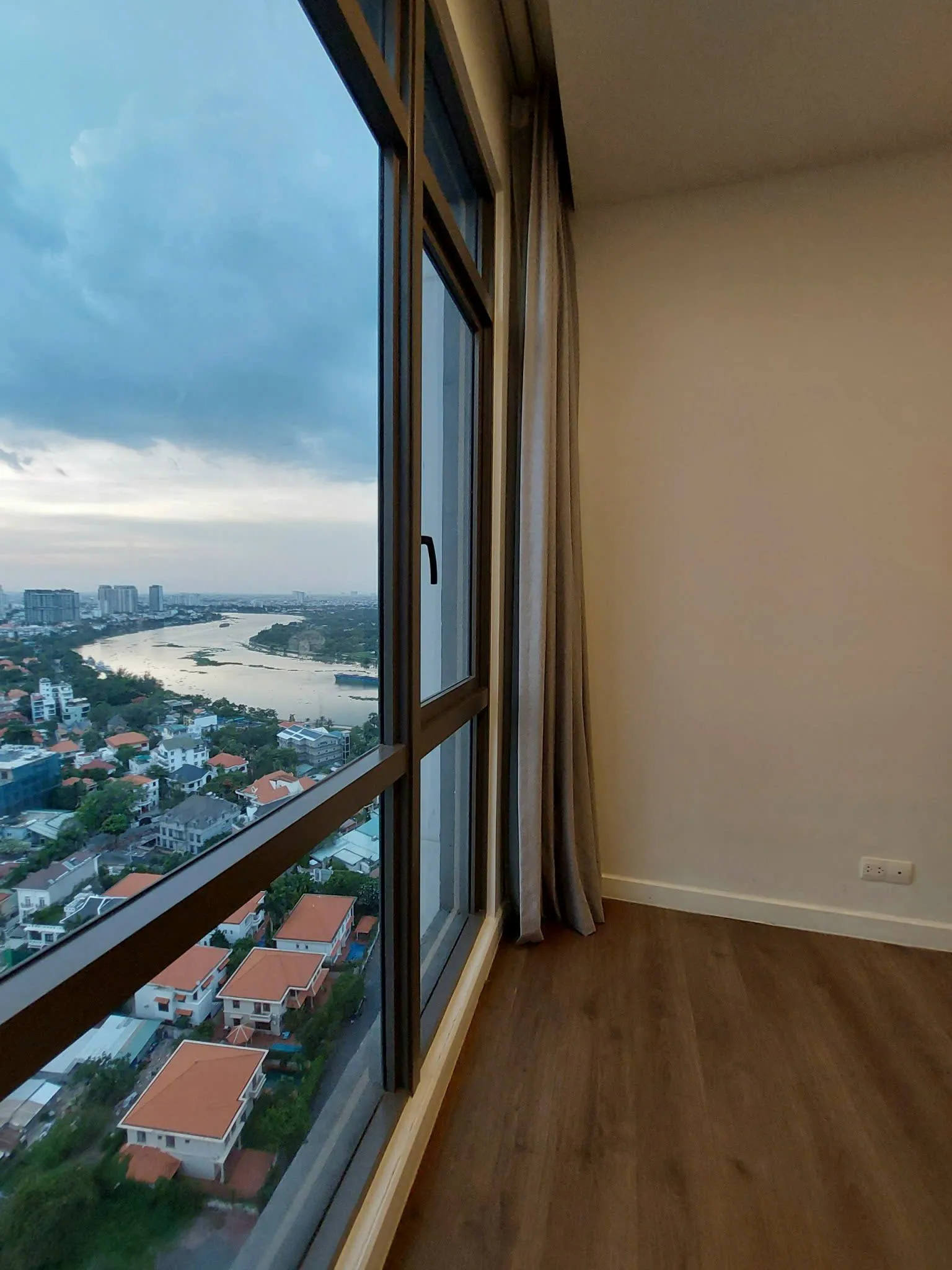 Large 3 Bedroom Apartment for Rent at The Nassim Thao Dien 145sqm 3,200 USD/month