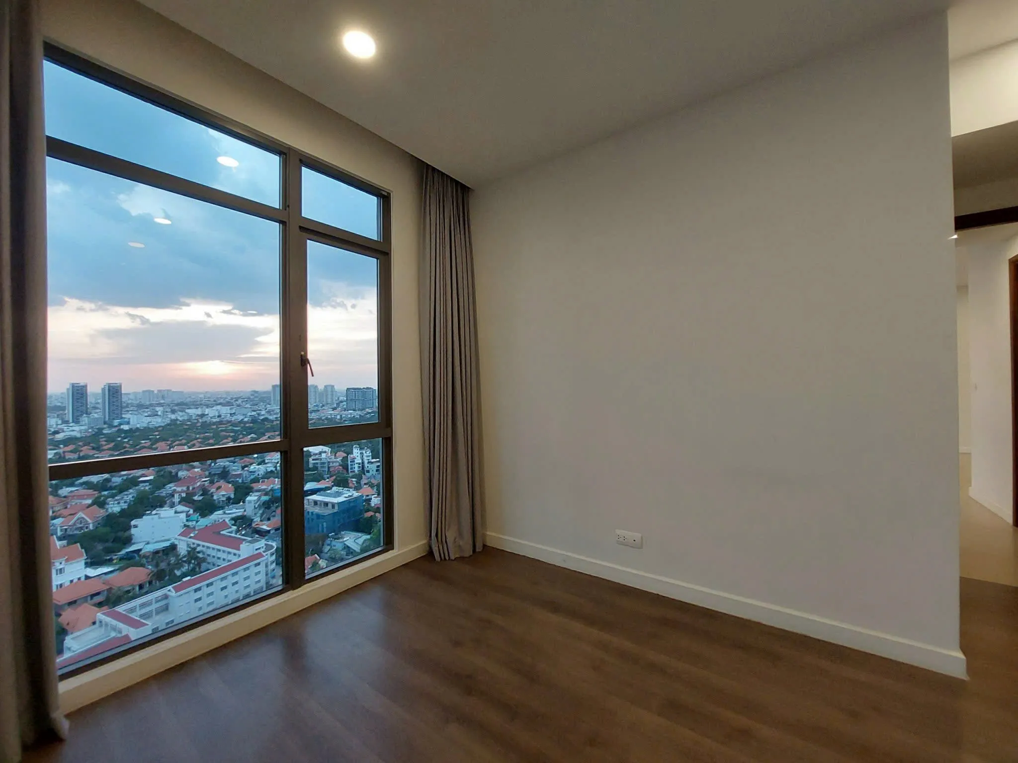 Large 3 Bedroom Apartment for Rent at The Nassim Thao Dien 145sqm 3,200 USD/month