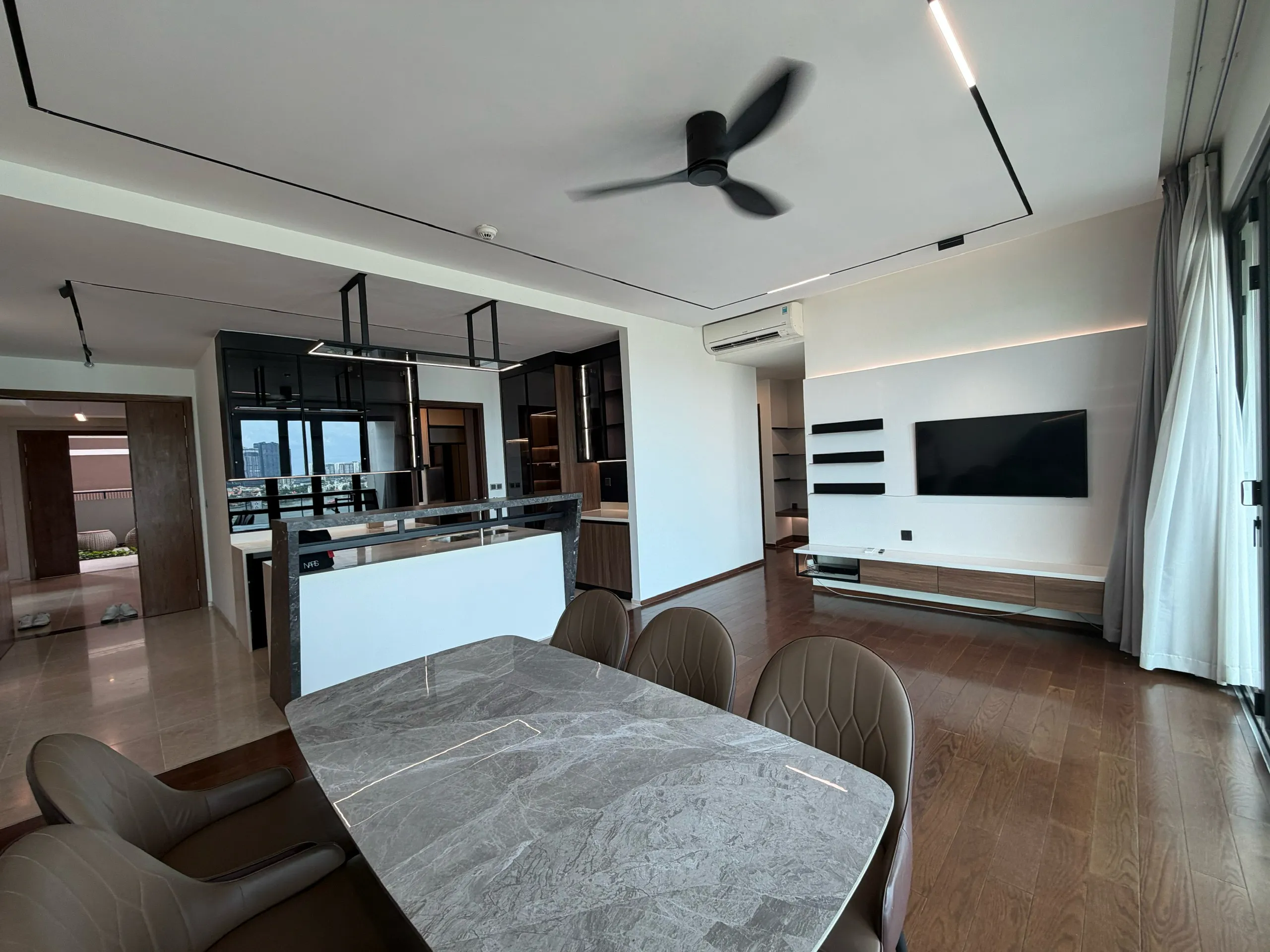 Luxury 3 Bedroom Apartment for Rent in D’Edge Thao Dien 145sqm 4,000 USD/month