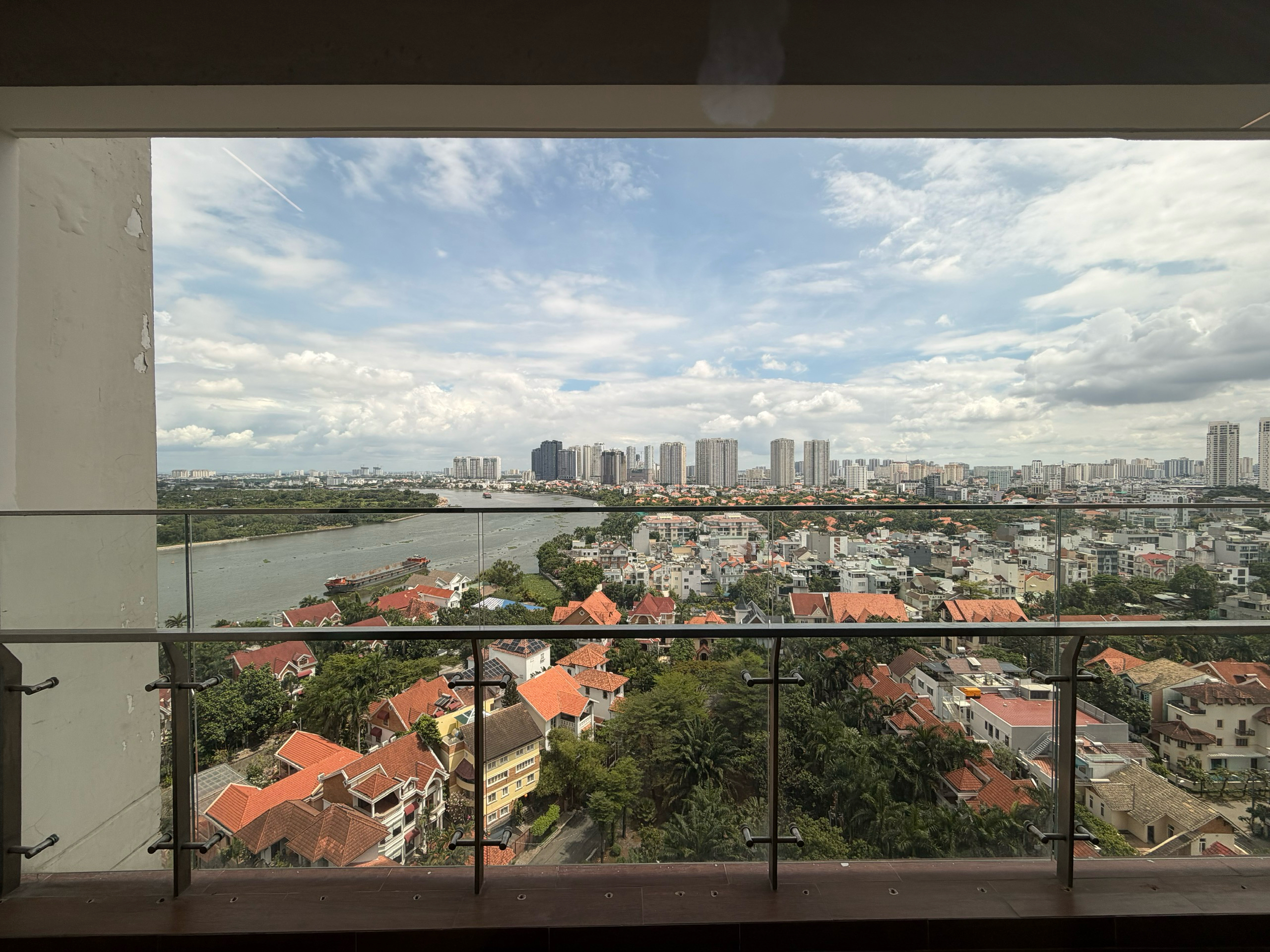 Luxury 3 Bedroom Apartment for Rent in D’Edge Thao Dien | 145 sqm River View