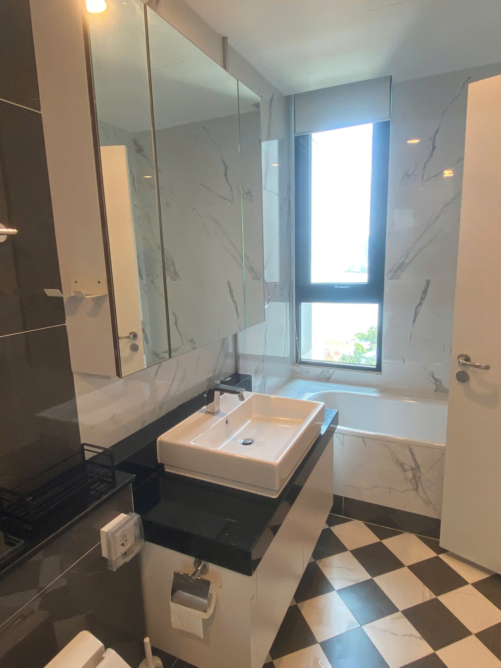 River View 3 Bedroom Apartment for Rent in D’Edge Thao Dien | High Floor