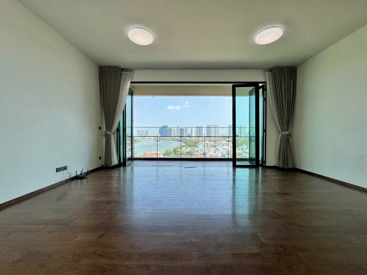 3 Bedroom Apartment for Rent in D'Edge Thao Dien 145sqm 3,200 USD/month