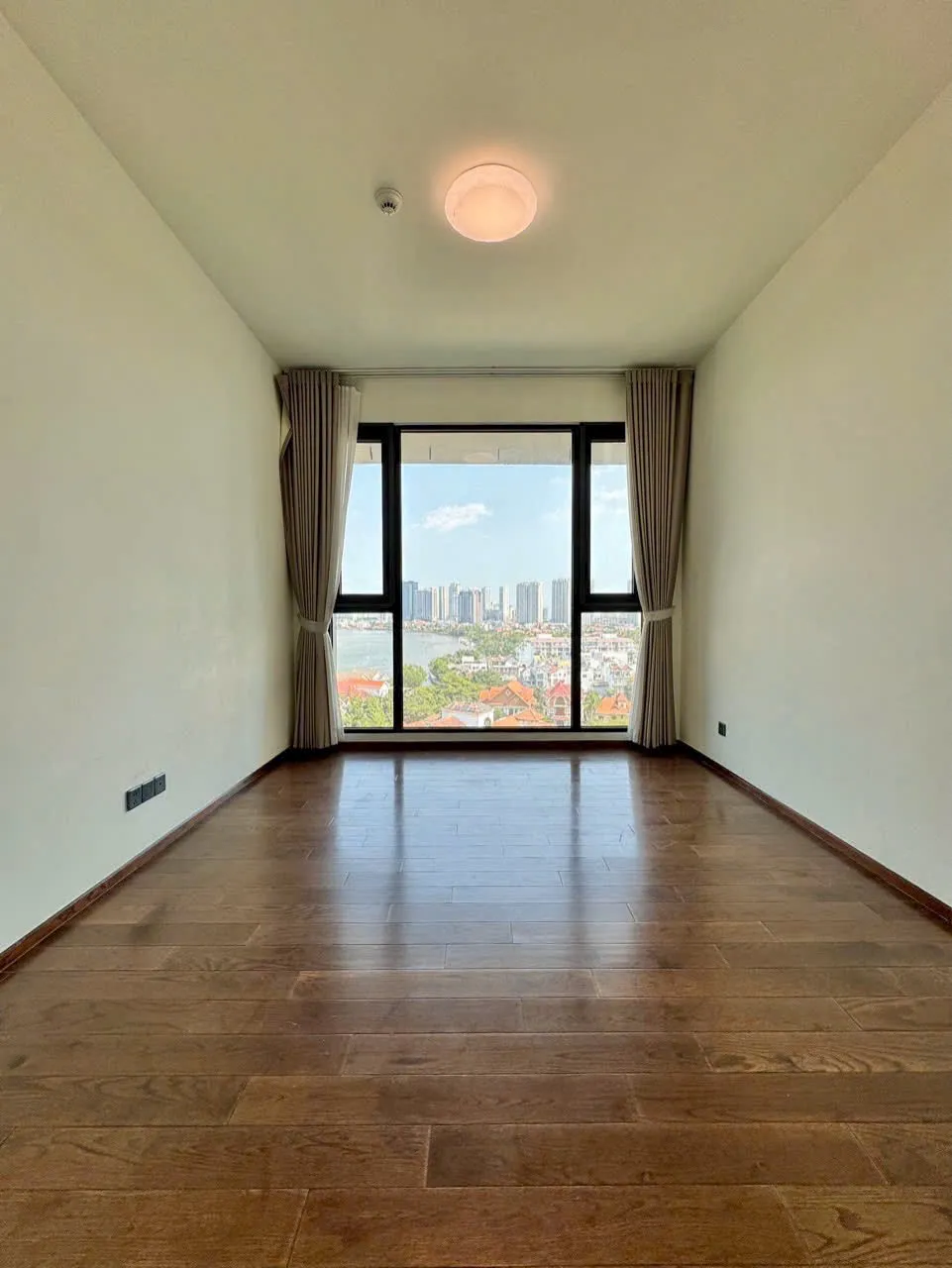 3 Bedroom Apartment for Rent in D'Edge Thao Dien 145sqm 3,200 USD/month